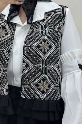 جلیقه و دامن پایین چین سوزن دوزی