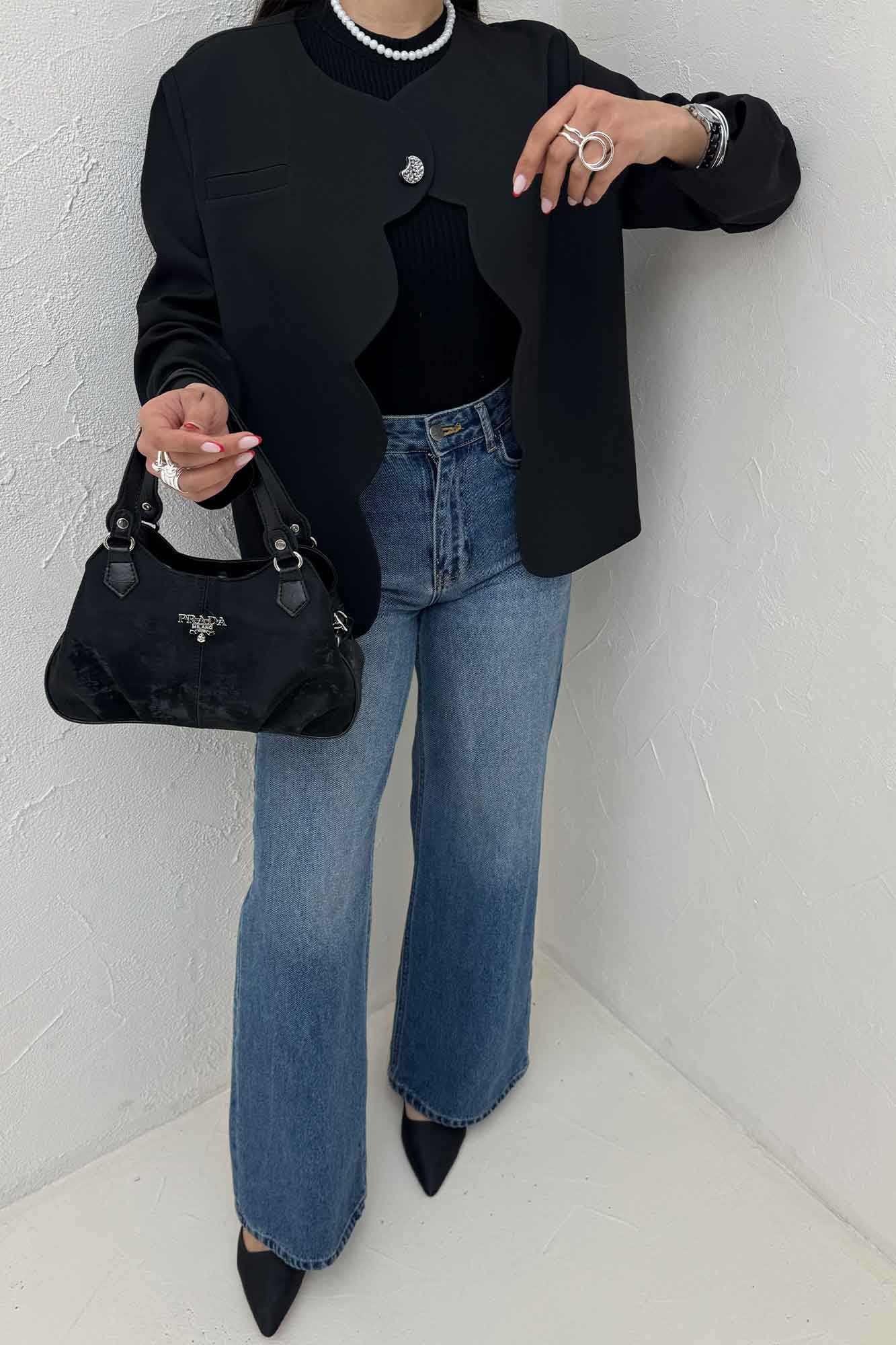 کت مازراتی جلو موجی تک دکمه