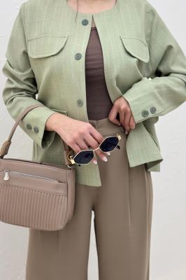 کت یقه گرد بزیاق دیپلمات 4 در جیب