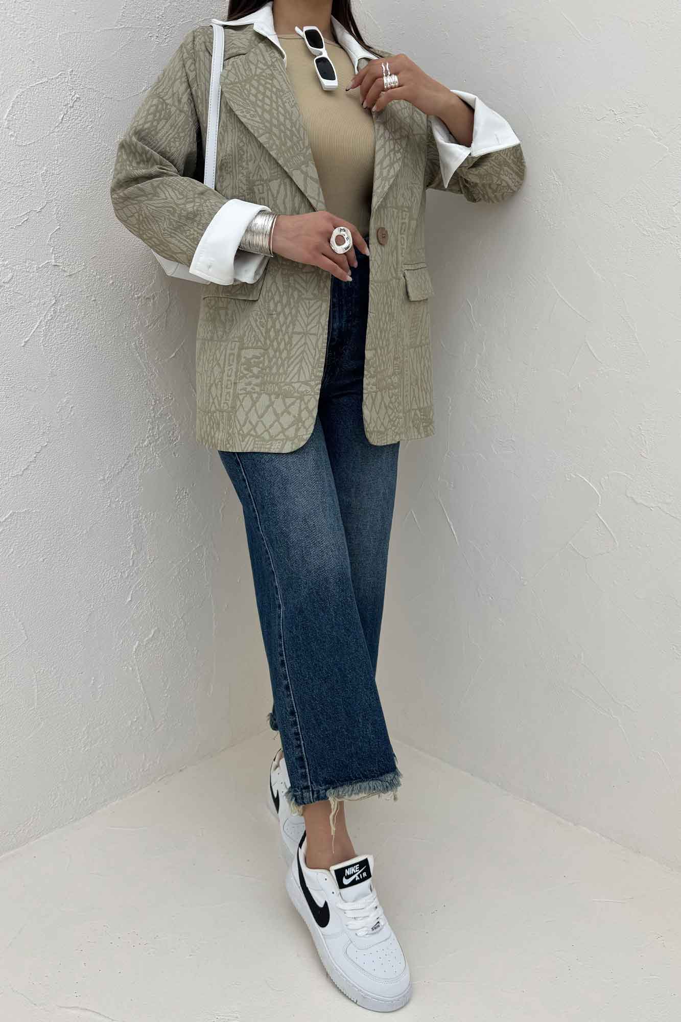 کت ژاکارد یقه ب ب لارسا