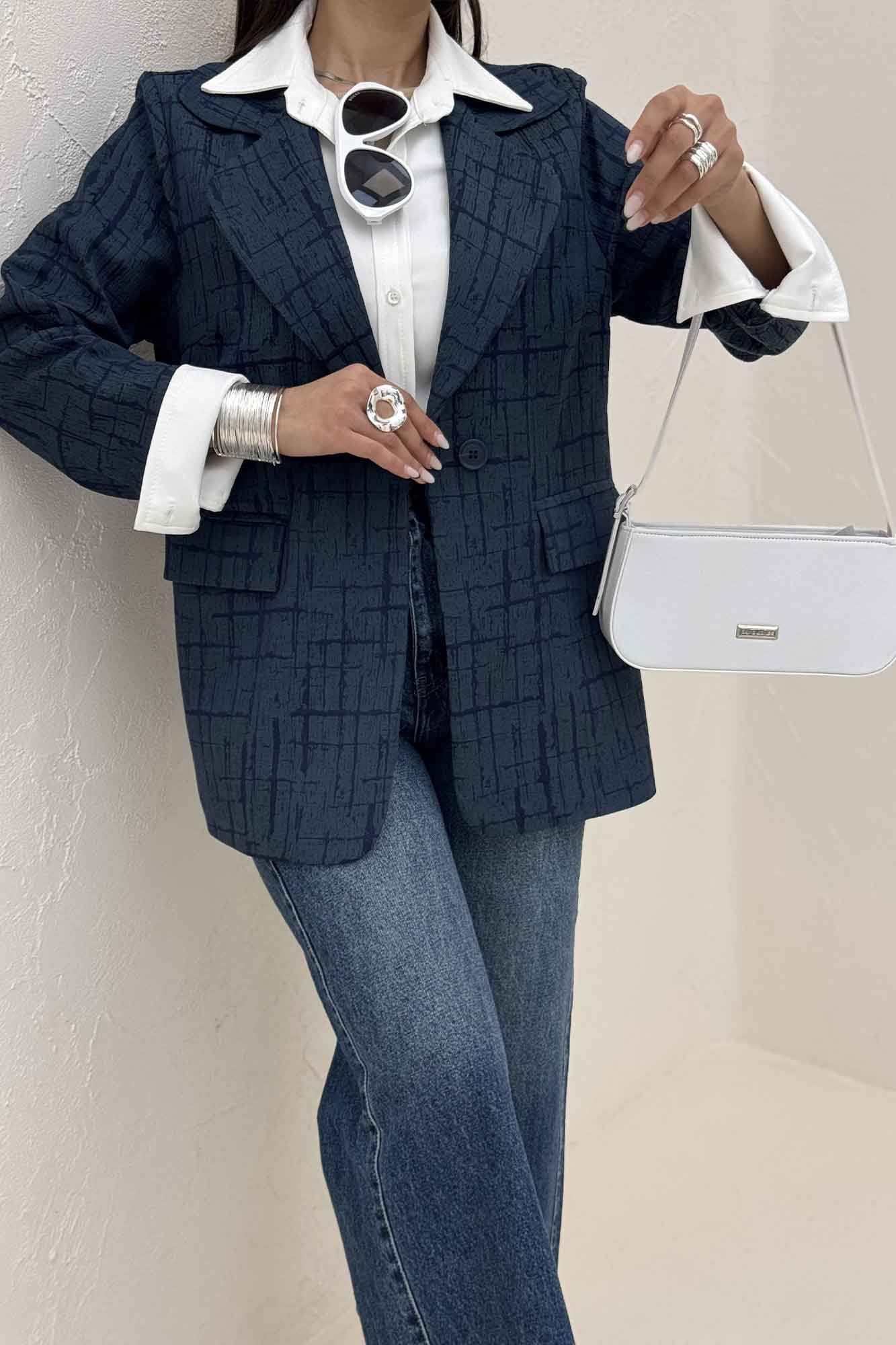 کت ژاکارد یقه ب ب لارسا