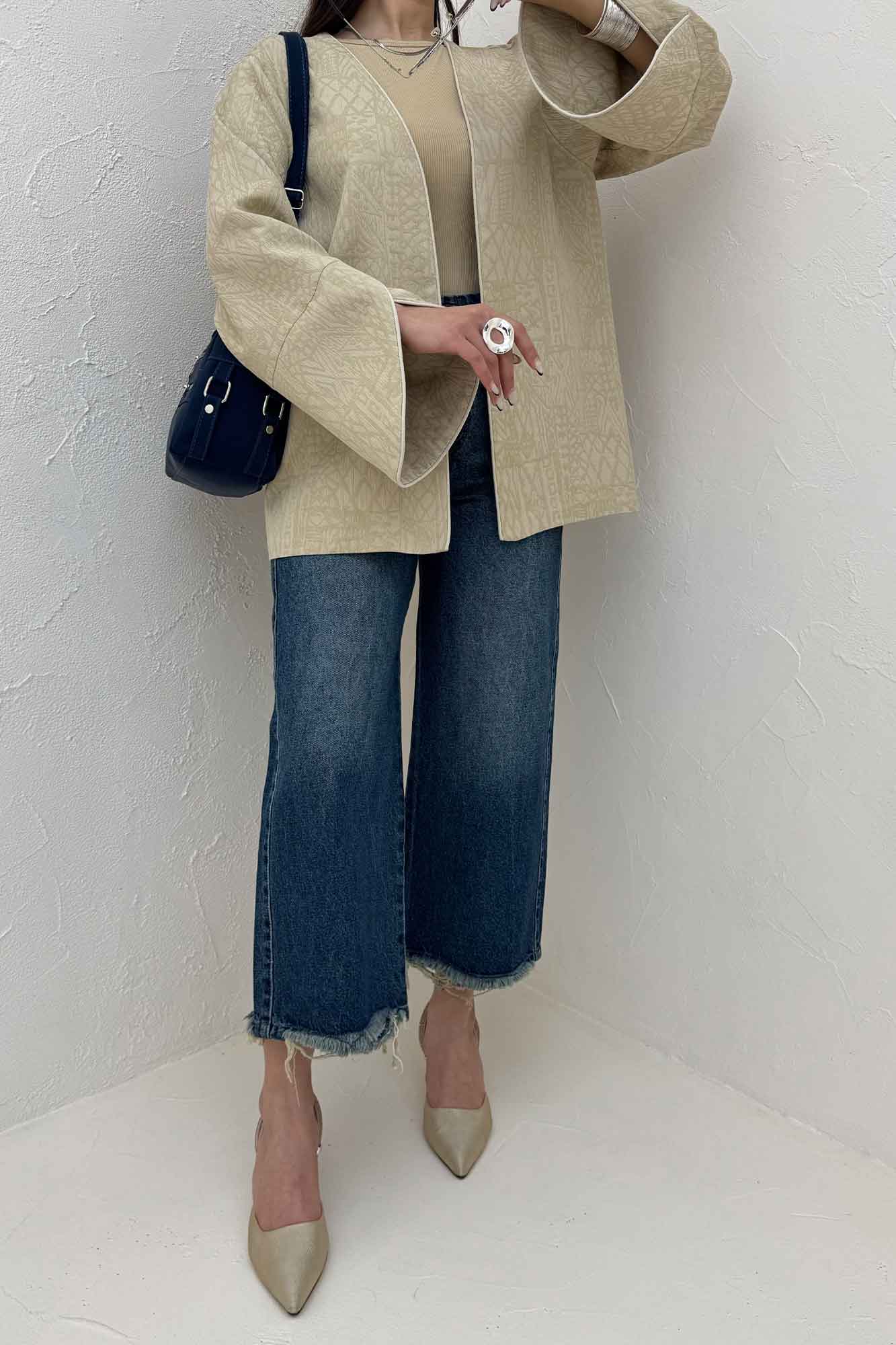 کت ژاکارد مغزی دوزی آستین چپ و راستی