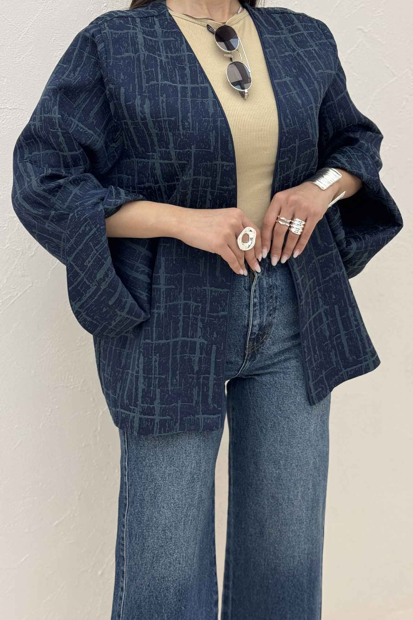 کت ژاکارد مغزی دوزی آستین چپ و راستی