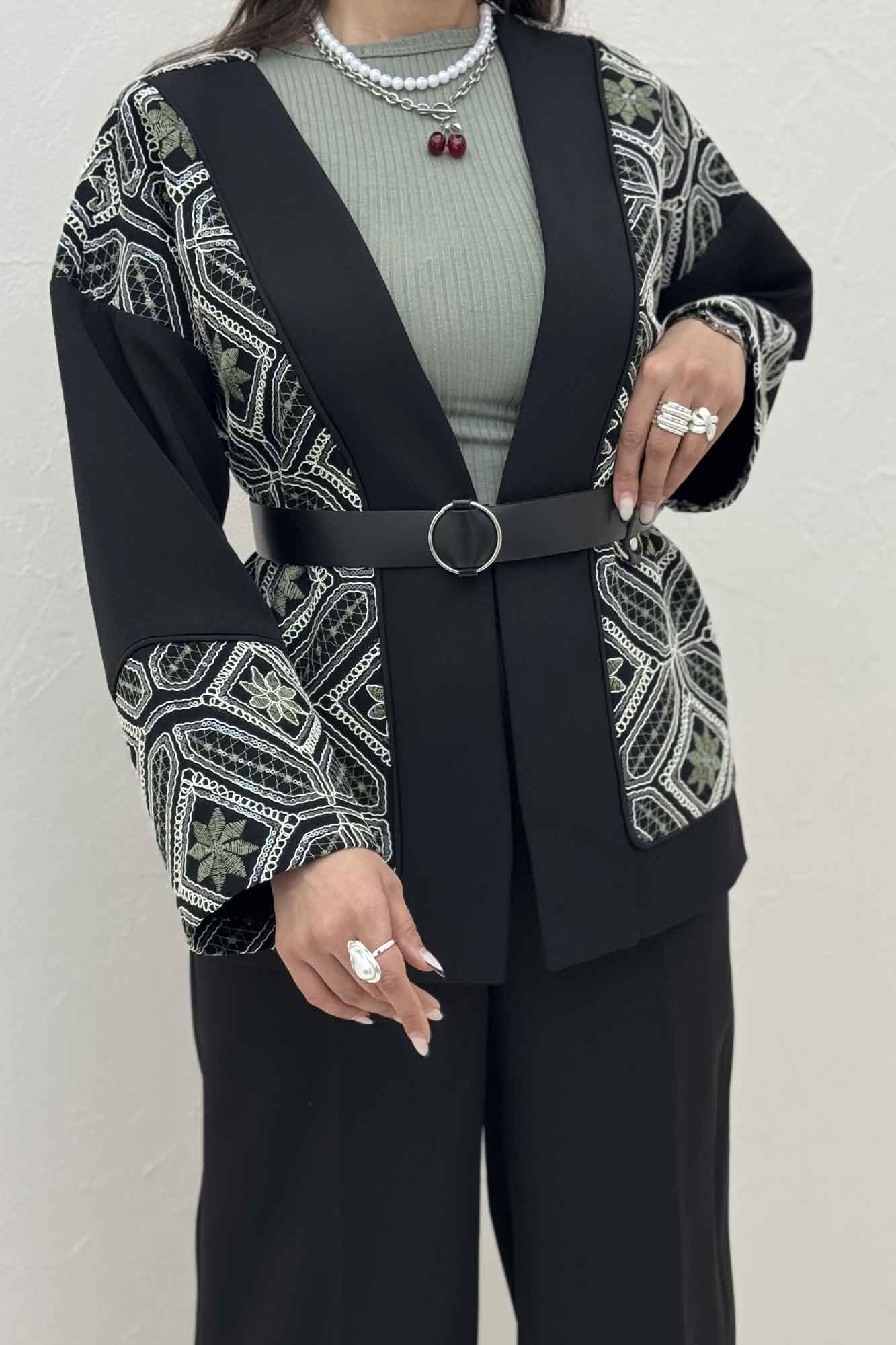 کت مازراتی سوزن دوزی دیلان طرح 9