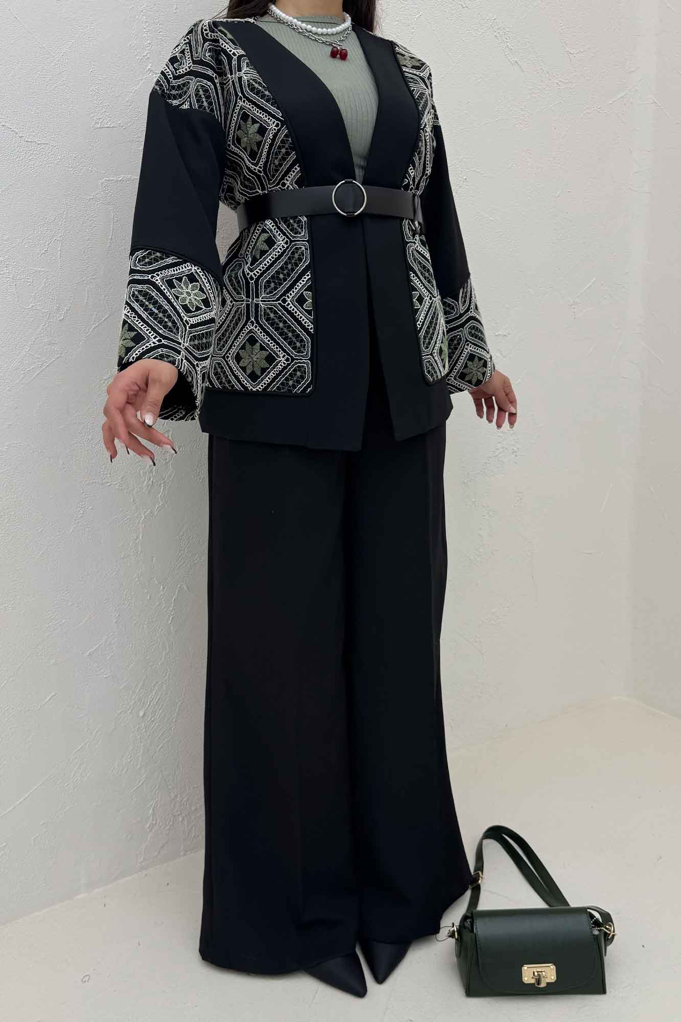 کت مازراتی سوزن دوزی دیلان طرح 9