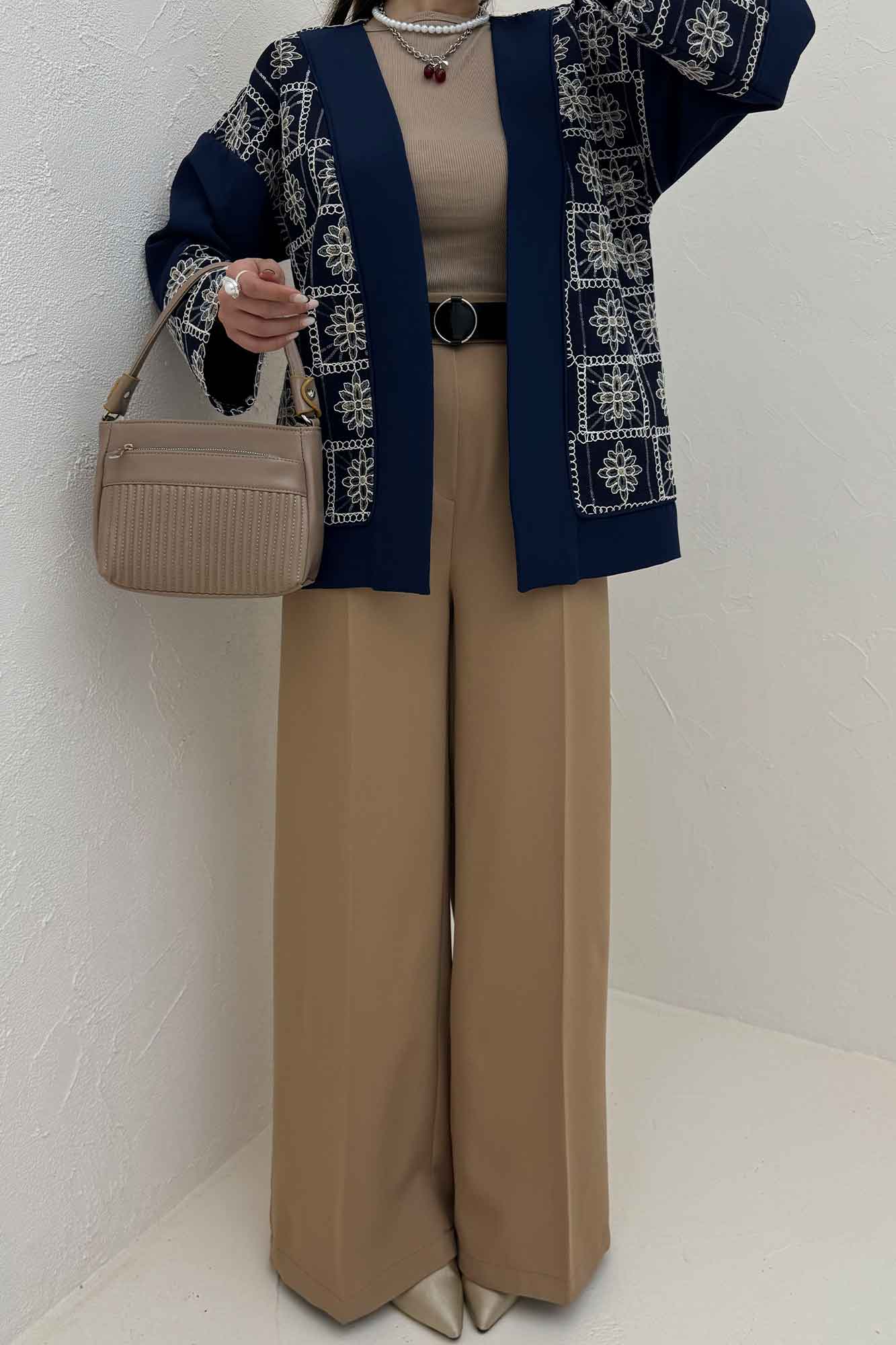 کت مازراتی سوزن دوزی دیلان طرح 8