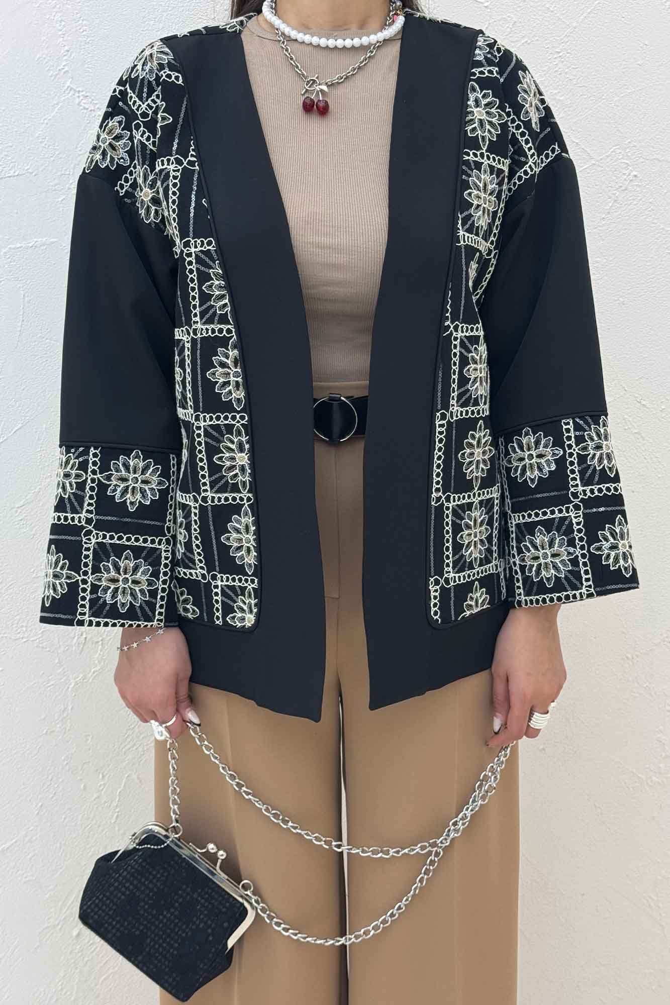 کت مازراتی سوزن دوزی دیلان طرح 8