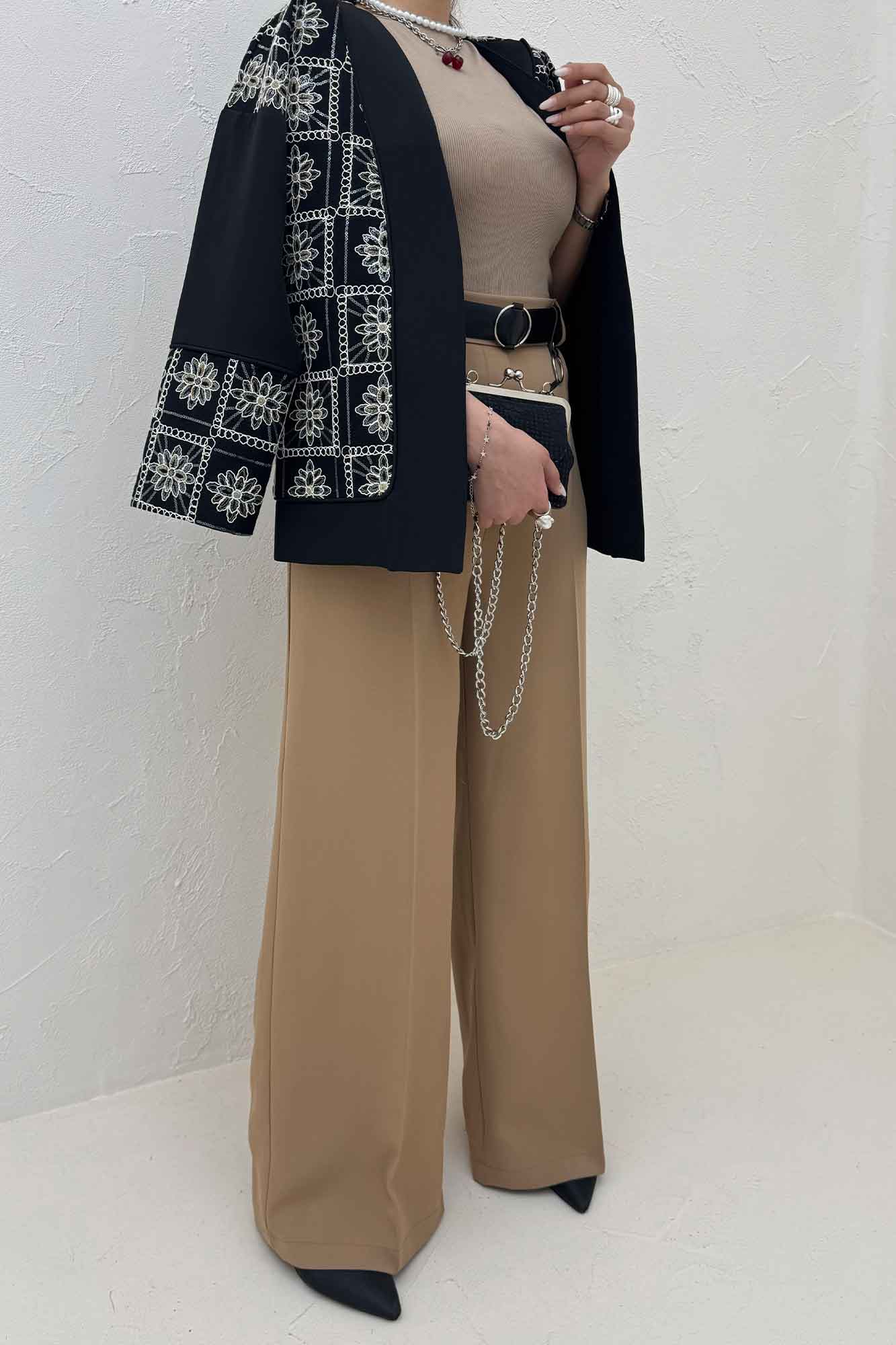 کت مازراتی سوزن دوزی دیلان طرح 8