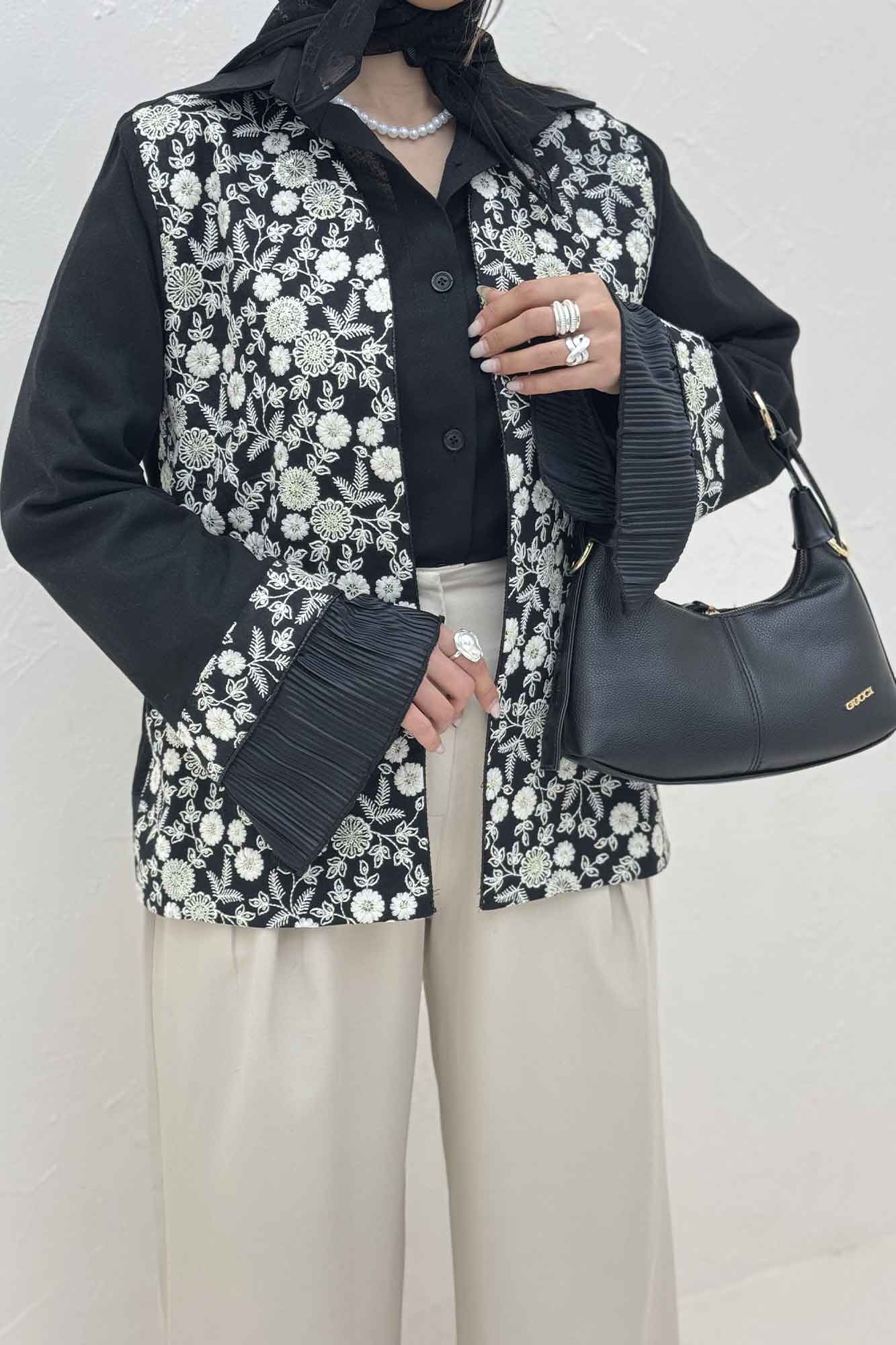 کت سوزن دوزی لینن تیکه ساتن طرح 3