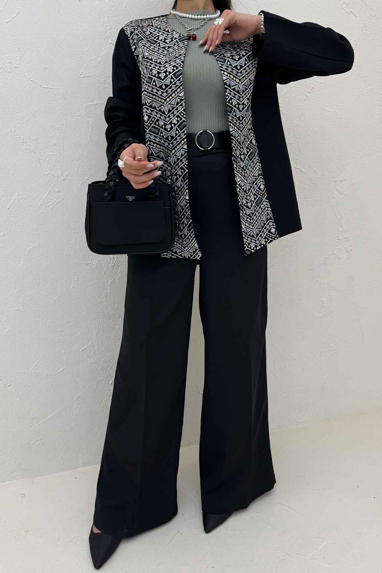 مانتو کتی لینن سوزن دوزی طرح 4