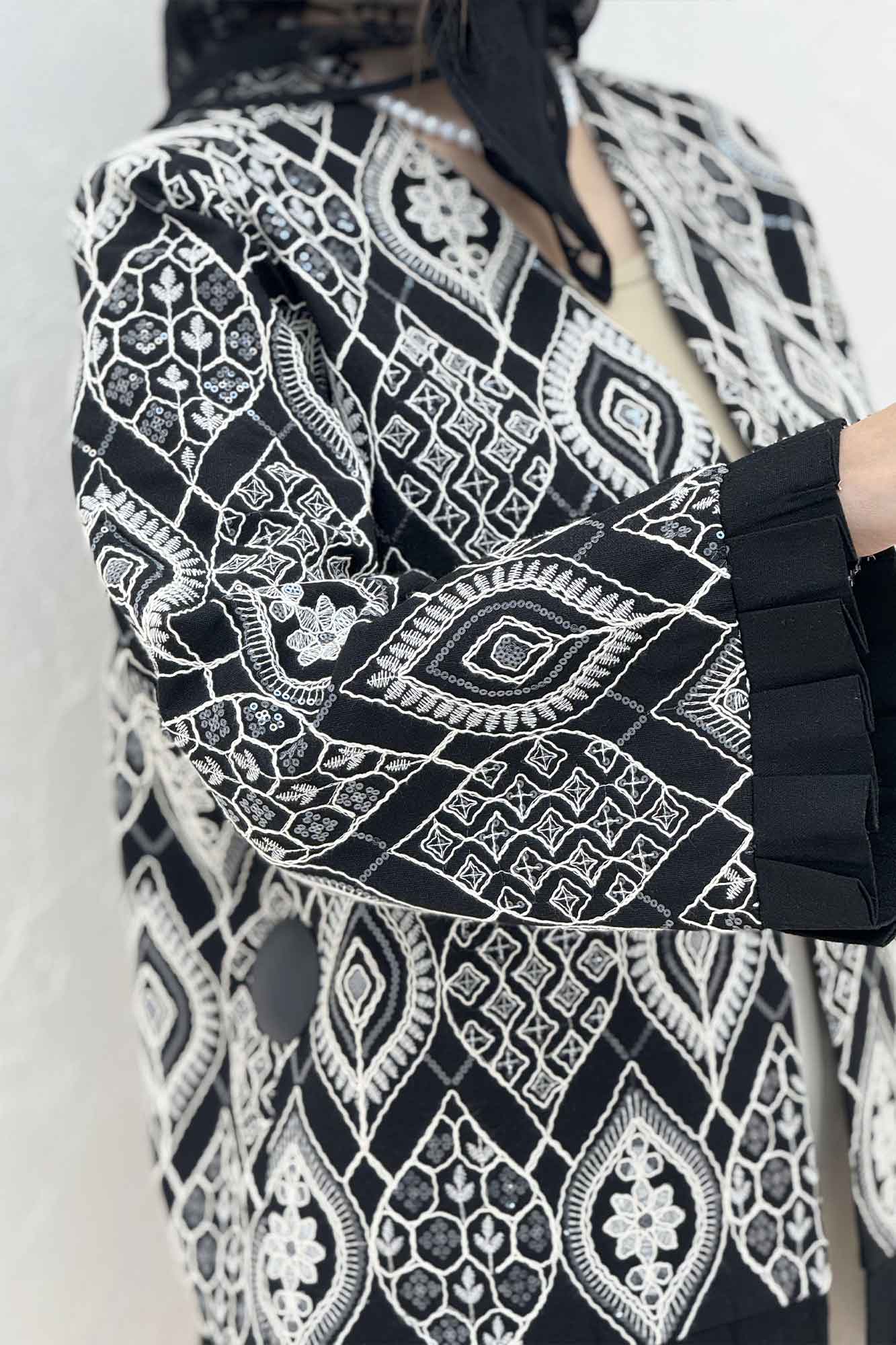 کت سوزن دوزی حاشیه پیلیسه الماس