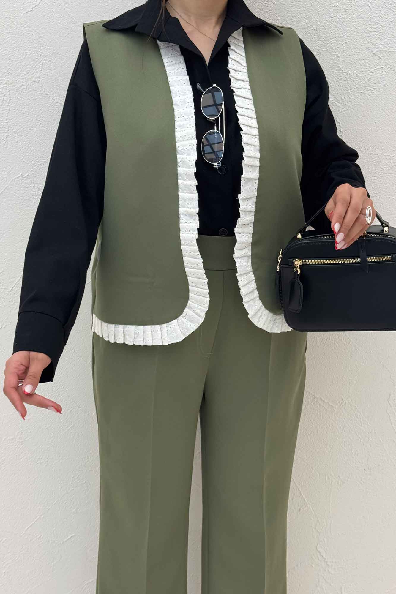 ست جلیقه و شلوار مازراتی پیلیسه تور مولر