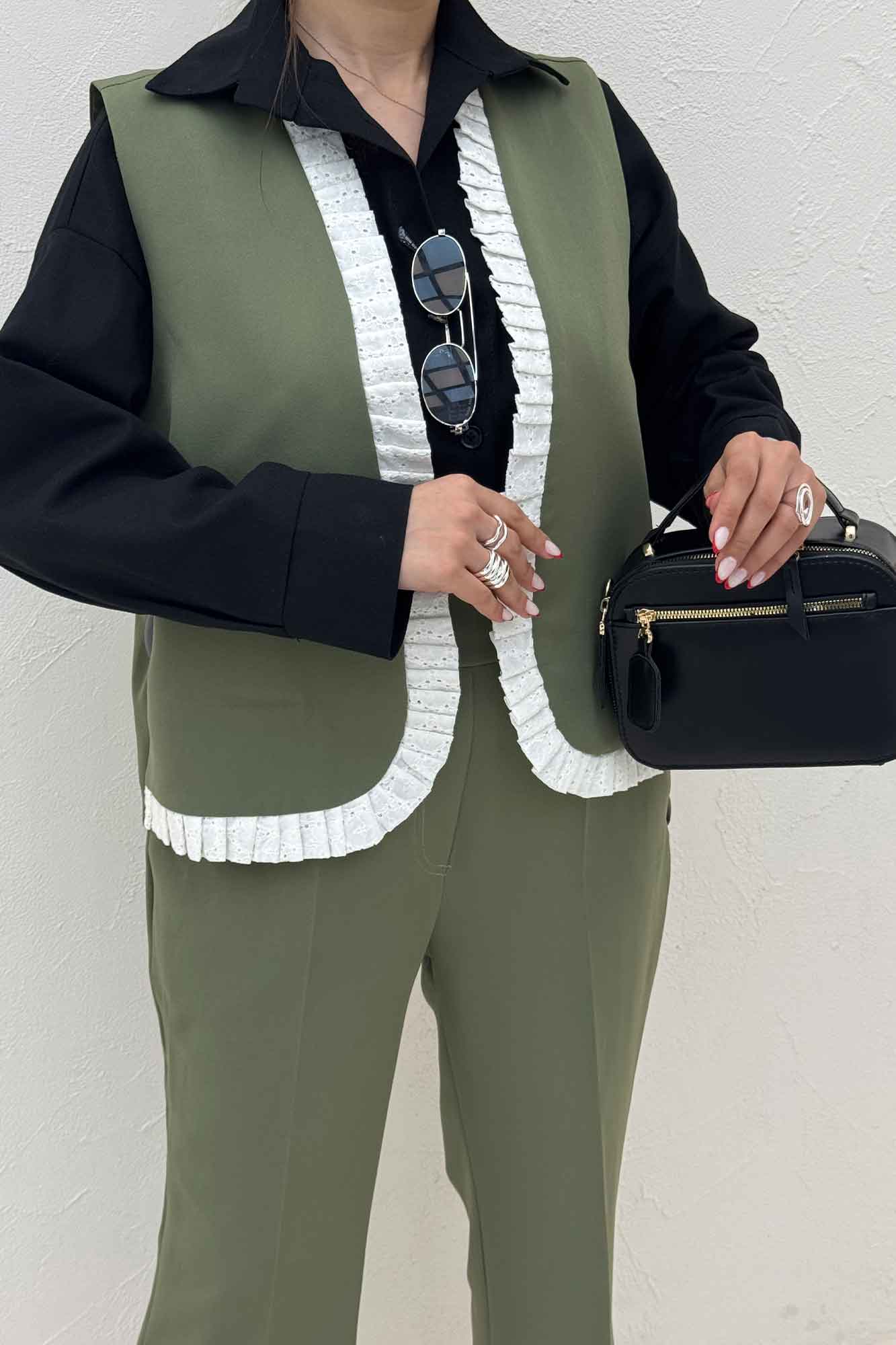 ست جلیقه و شلوار مازراتی پیلیسه تور مولر