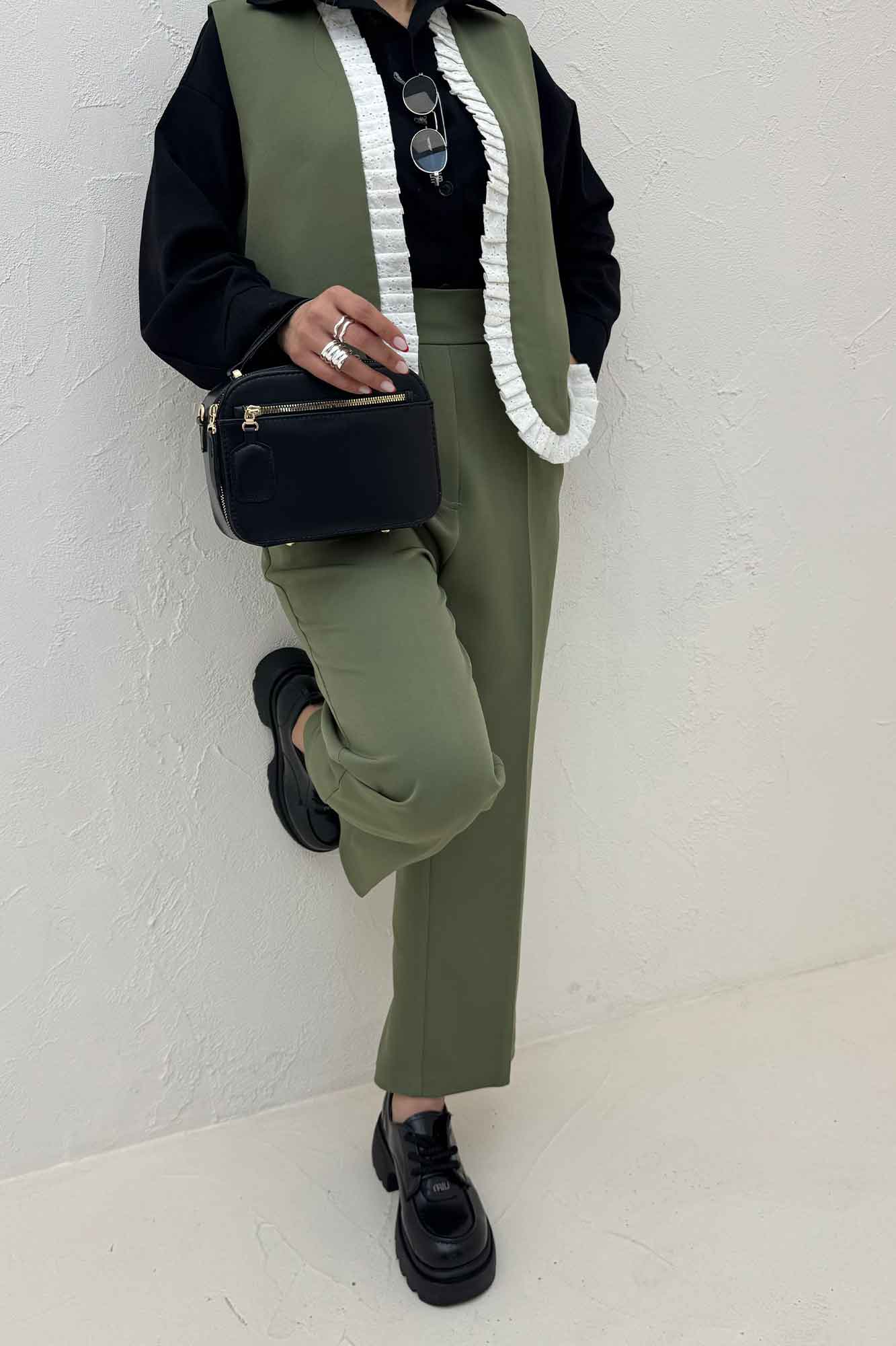 ست جلیقه و شلوار مازراتی پیلیسه تور مولر