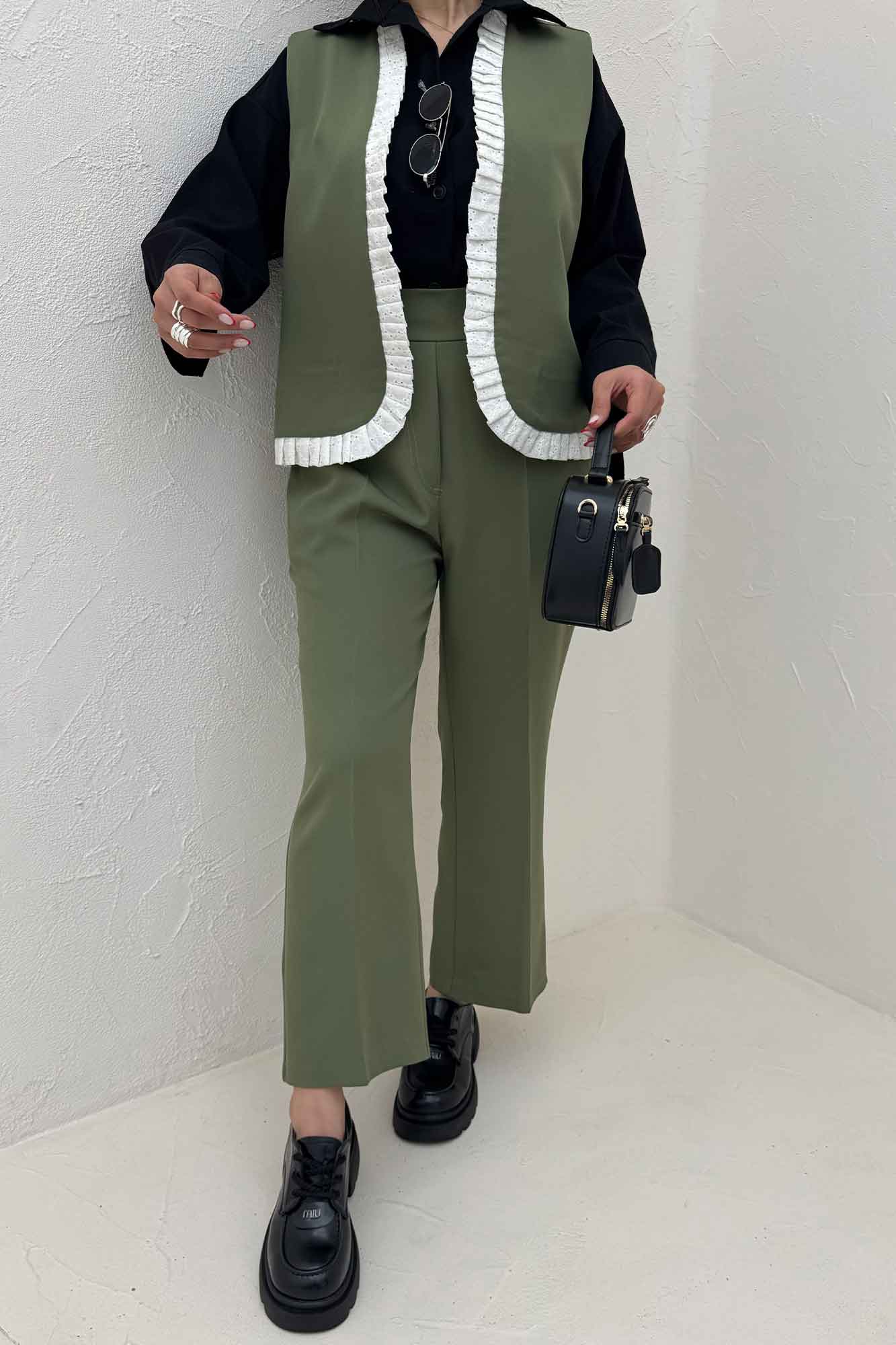 ست جلیقه و شلوار مازراتی پیلیسه تور مولر