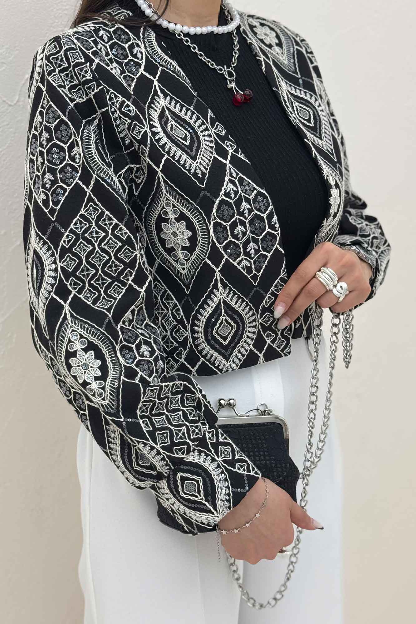 کراپ کت سوزن دوزی مچ دار