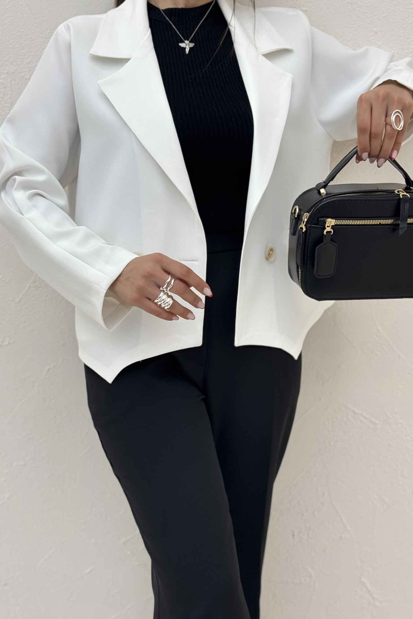 کت مازراتی لبه هفتی آستین پیله فلاویا