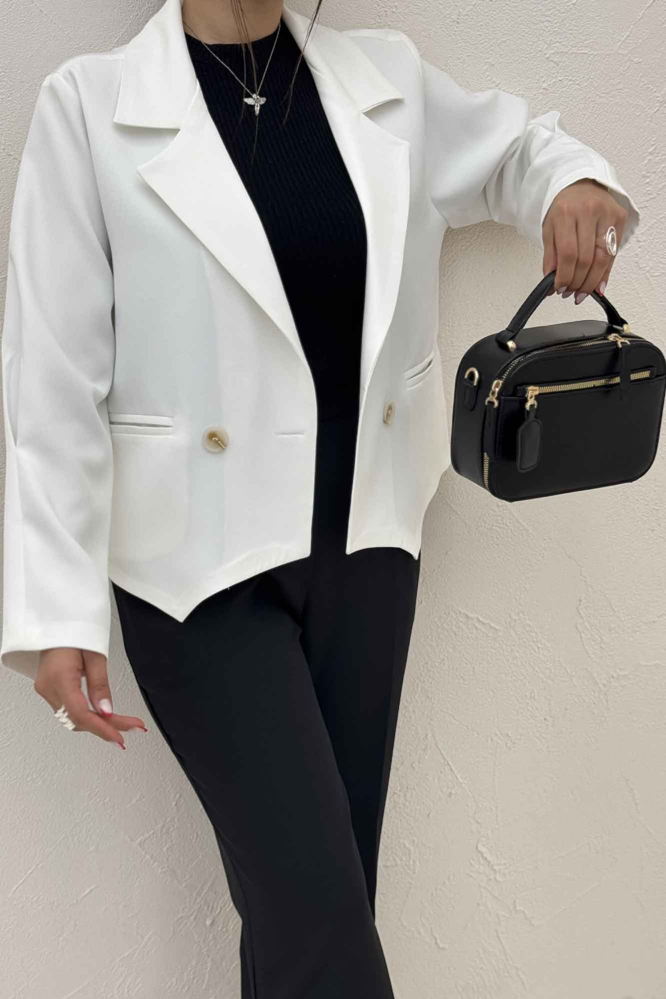 کت مازراتی لبه هفتی آستین پیله فلاویا