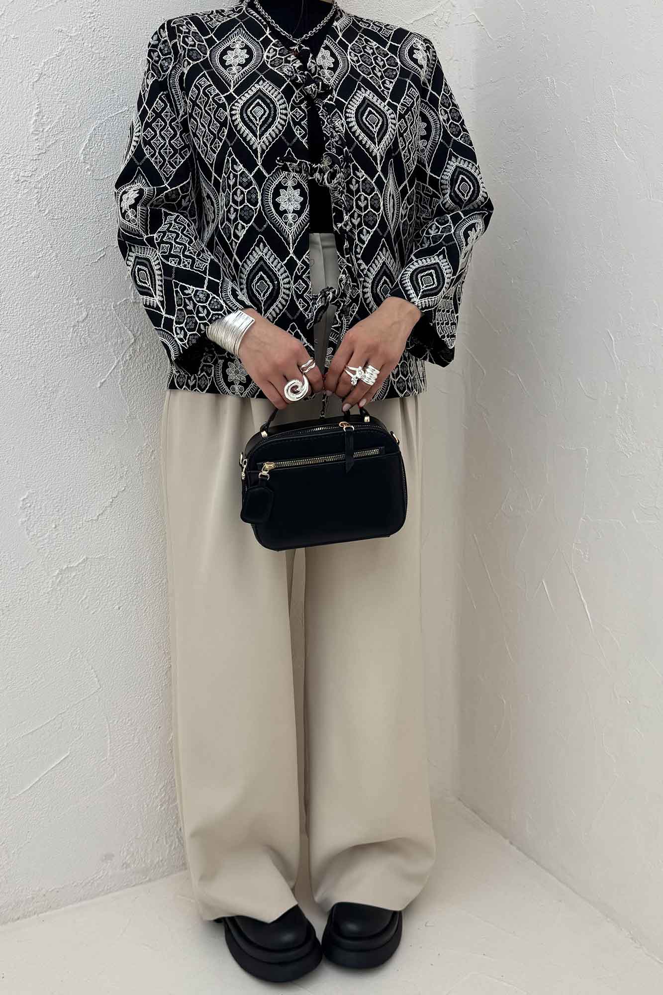 کت سوزن دوزی بنددار MIDNIGHT