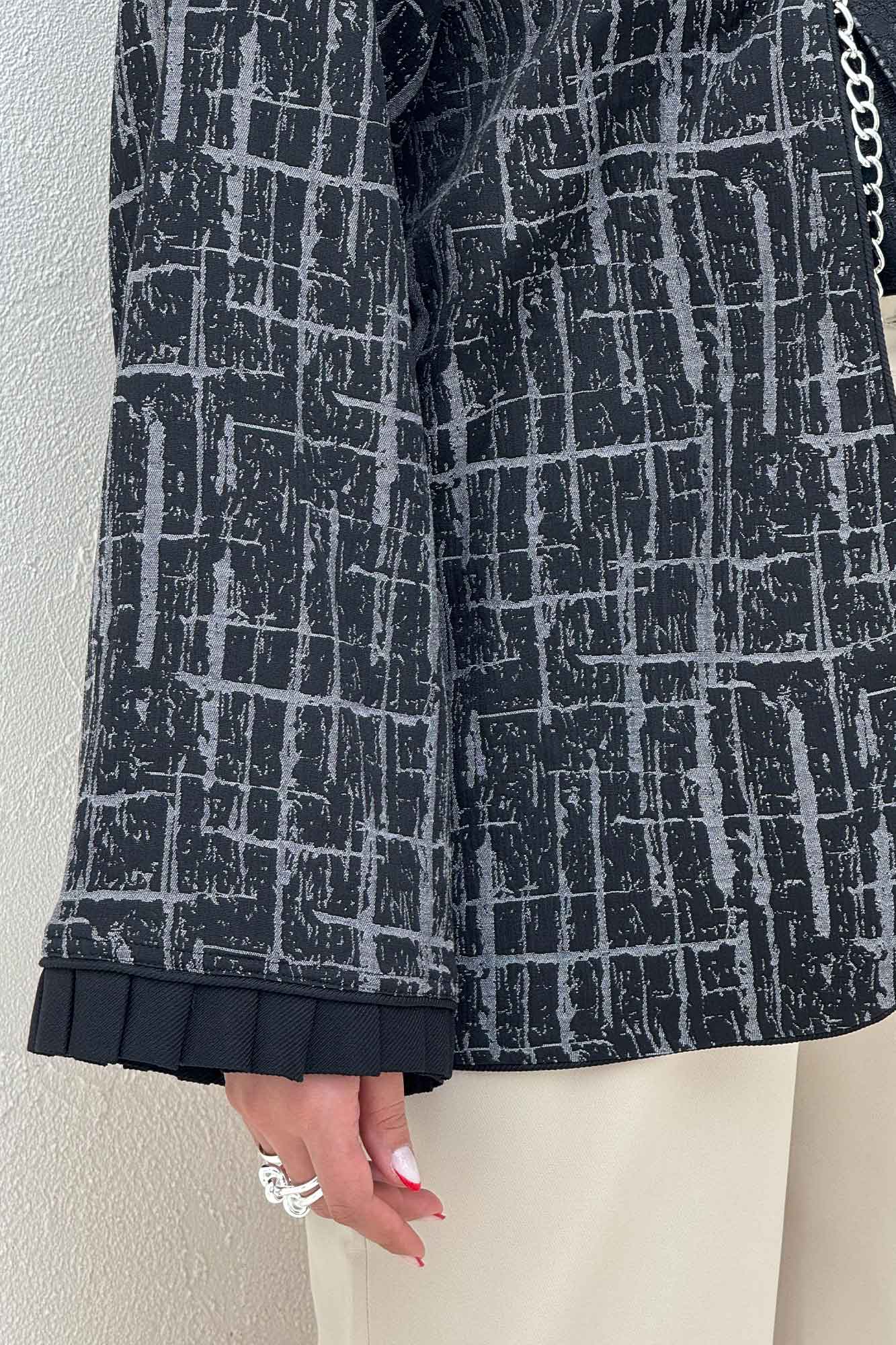 کت ژاکارد مغزی دوزی سر آستین پیله