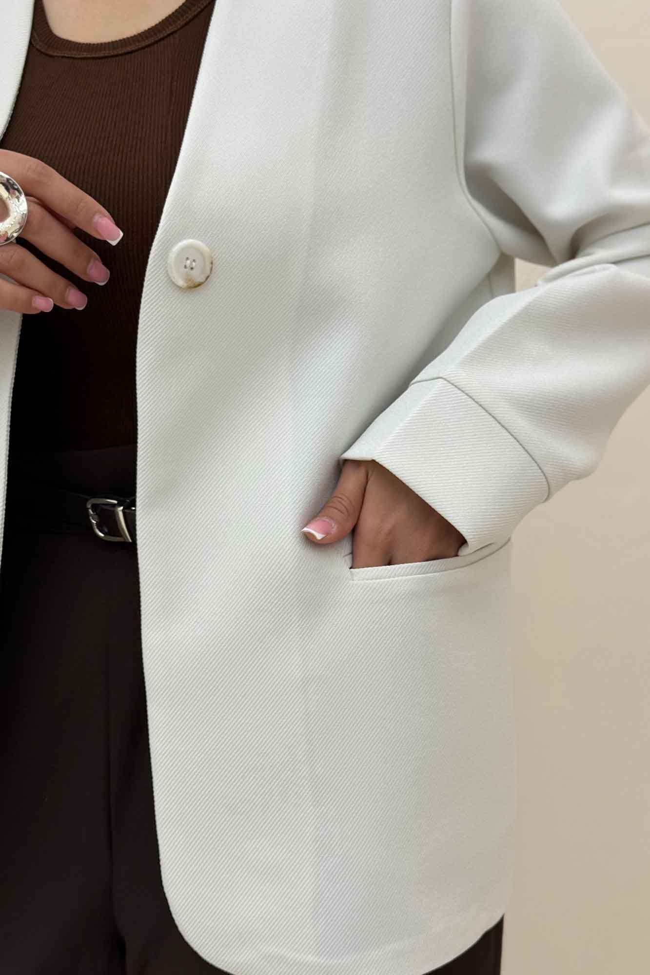 کت مازراتی کجراه تک دکمه MOCA