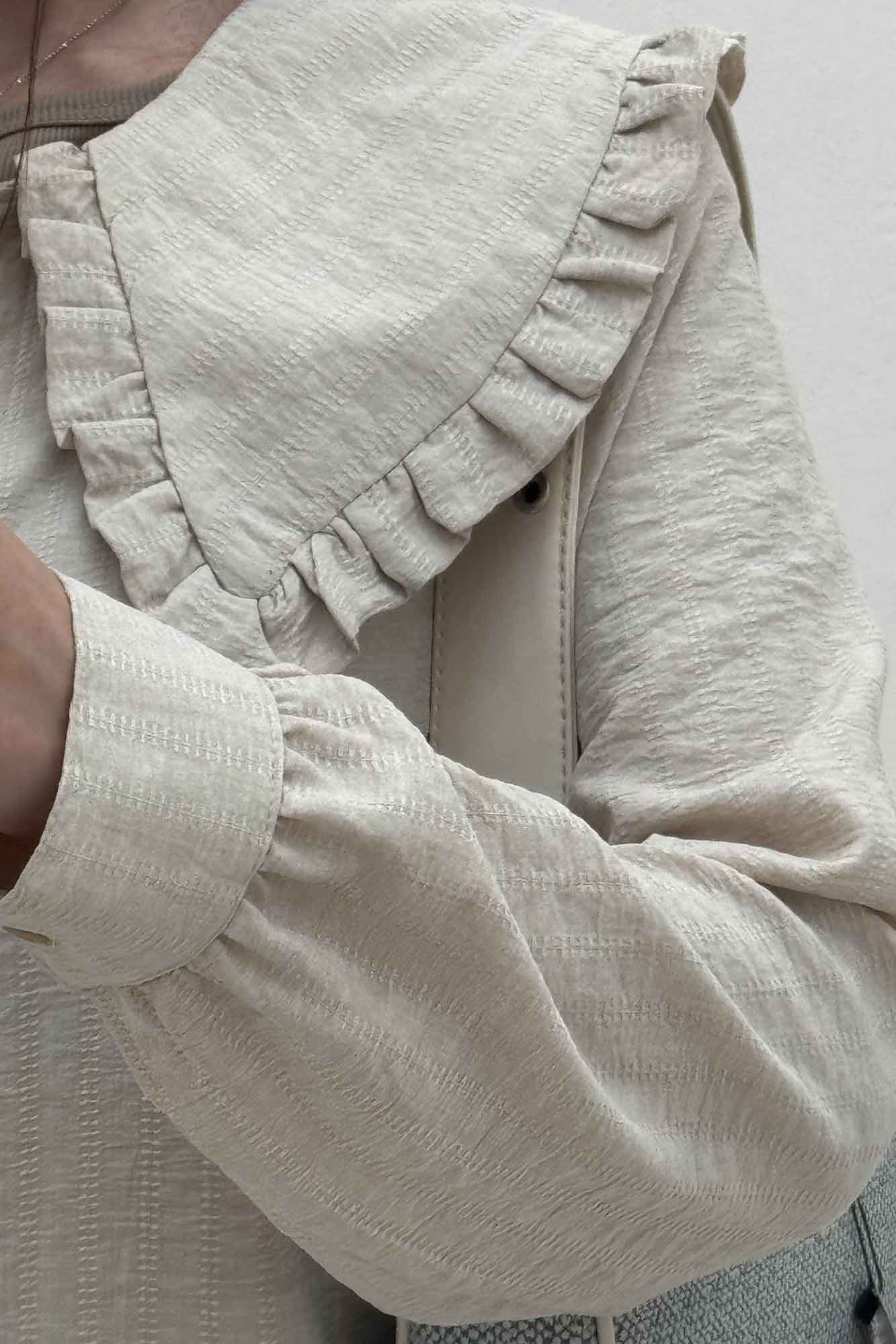 شومیز مانتویی شانتون زیپی یقه ب ب دورچین