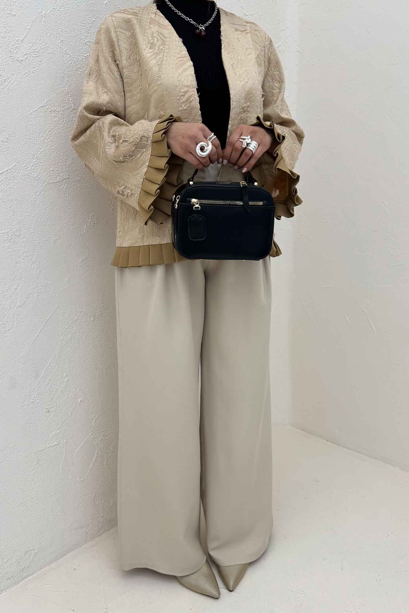 کت ژاکارد ریش دور پیلیسه 