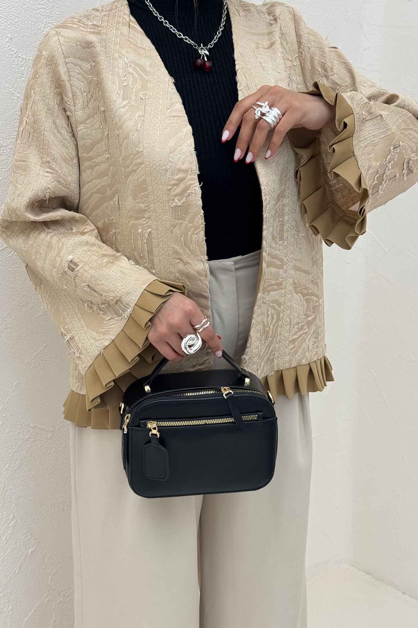 کت ژاکارد ریش دور پیلیسه 