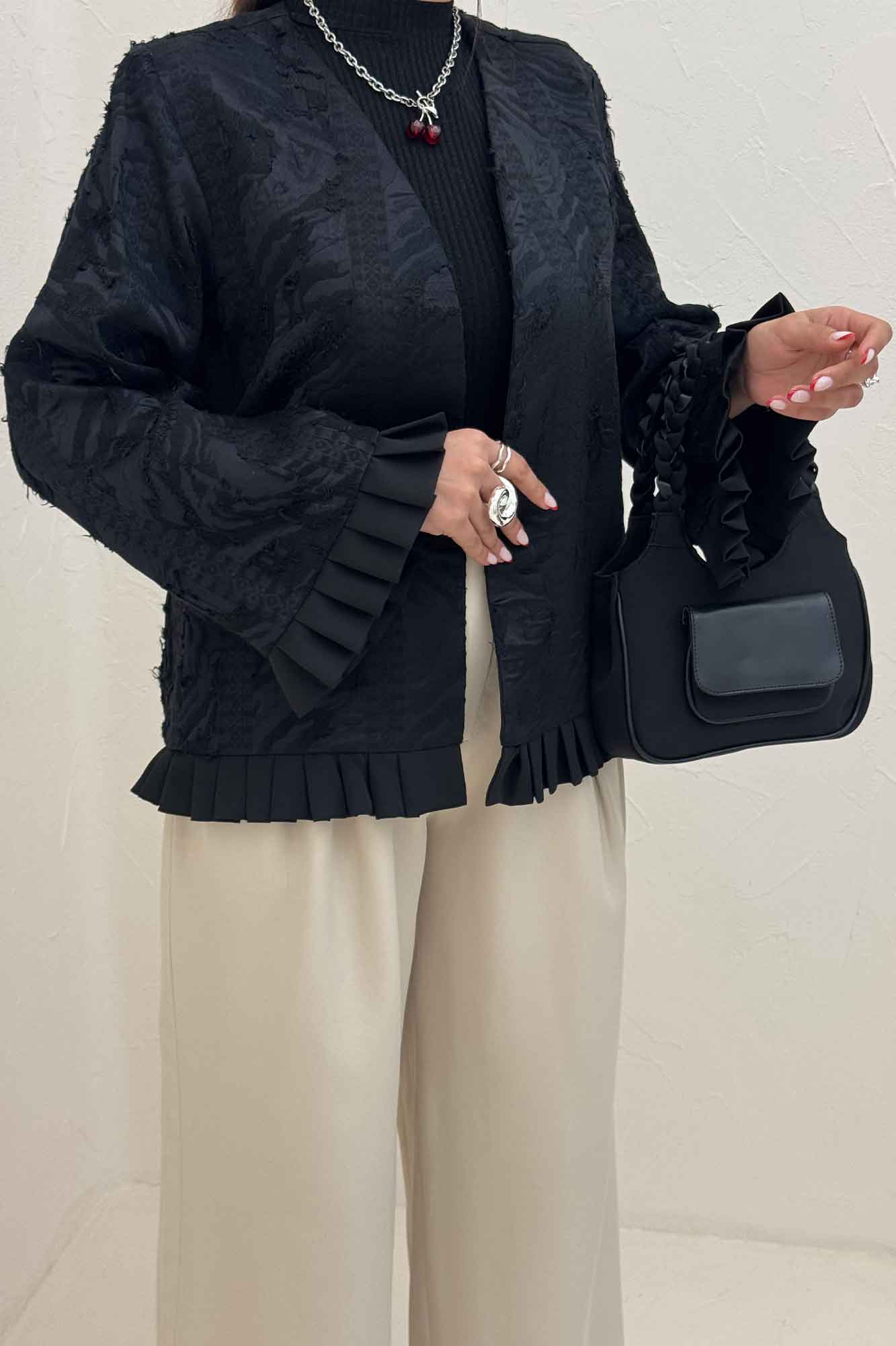 کت ژاکارد ریش دور پیلیسه 