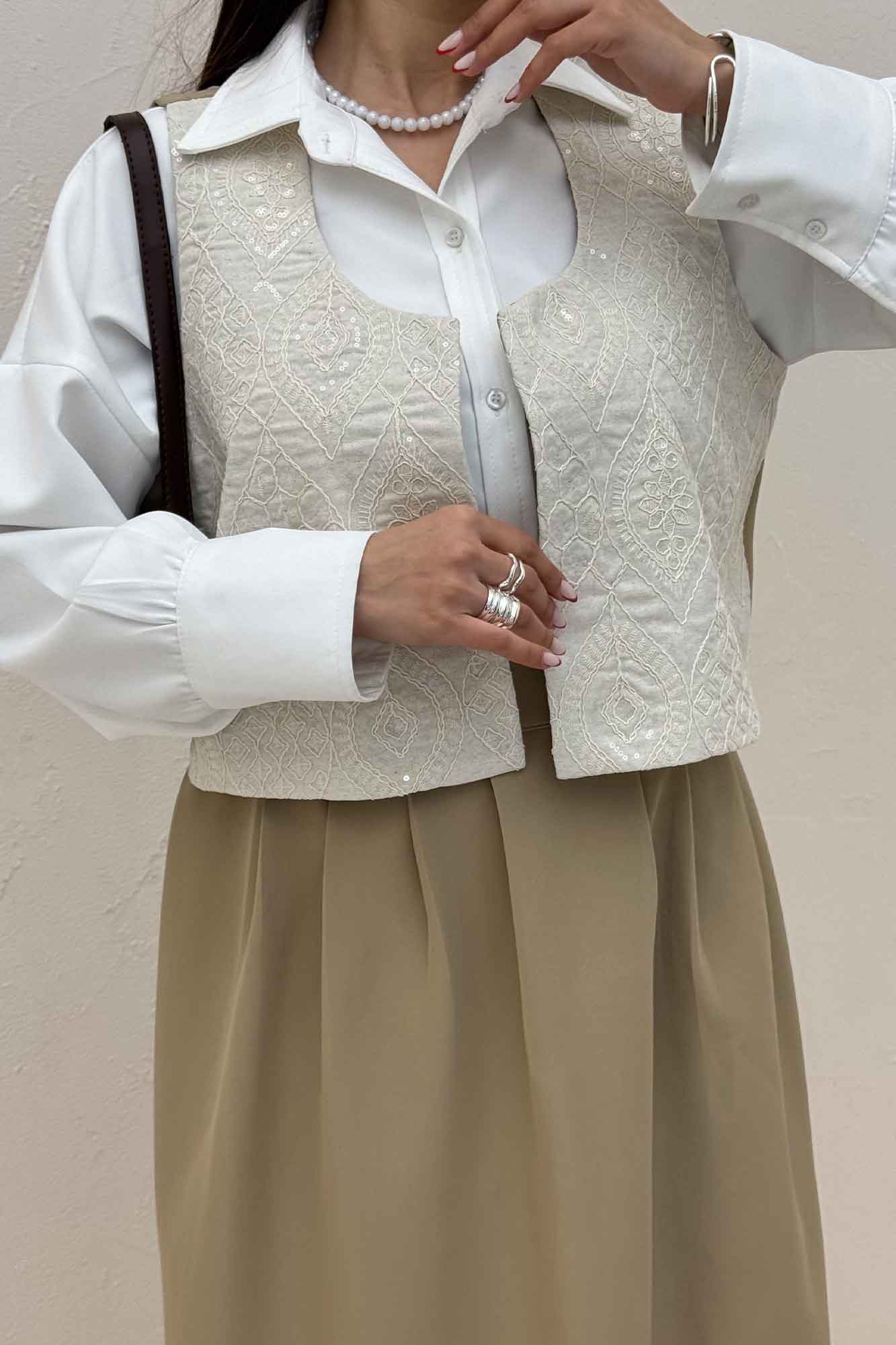 ست ژیله و دامن مازراتی سوزن دوزی ژانت