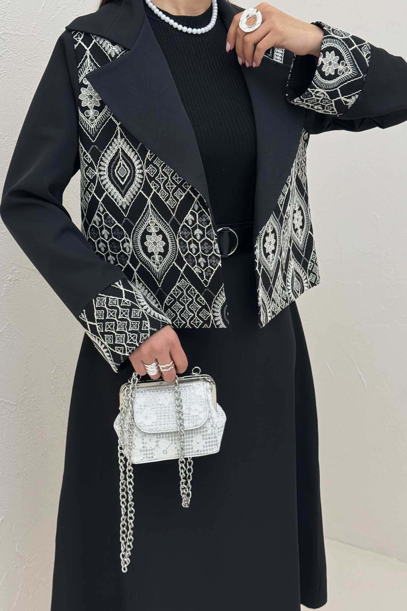 ست کت و دامن مازراتی سوزن دوزی هنسل