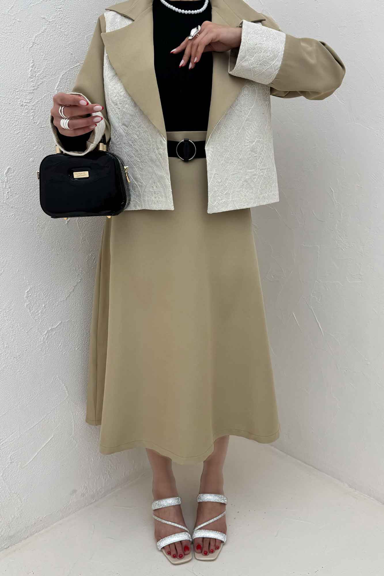 ست کت و دامن مازراتی سوزن دوزی هنسل