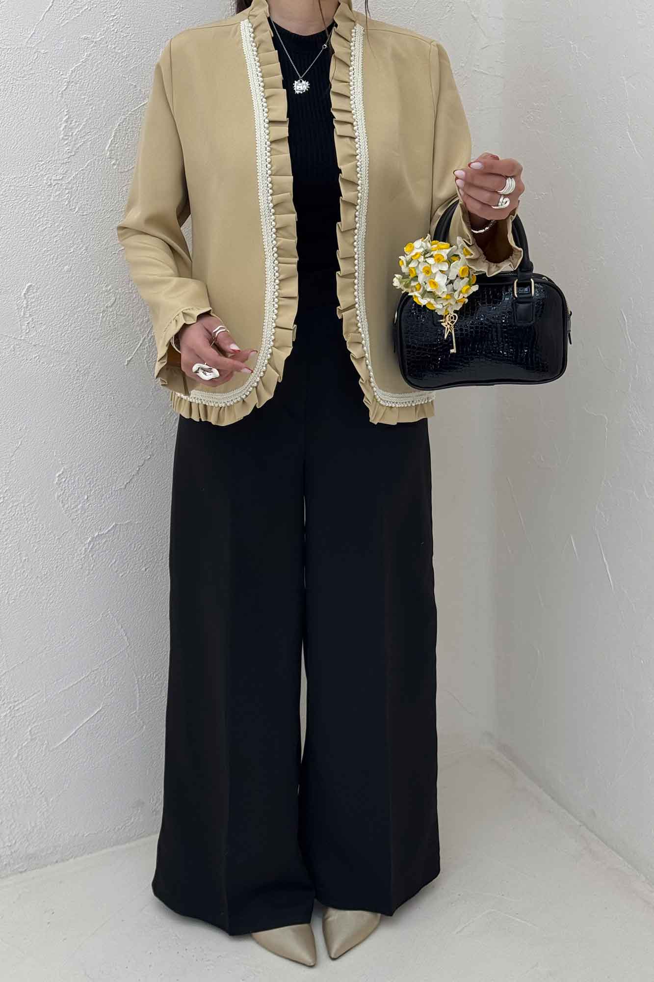 کت مازراتی خرجکار پیلیسه مروارید 