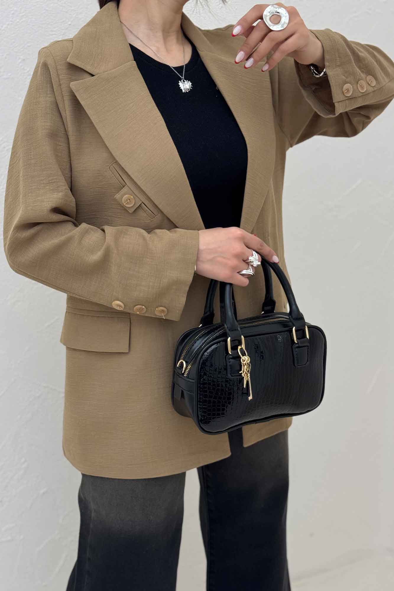 کت لینن نچرال یقه انگلیسی دو جیب پاکتی