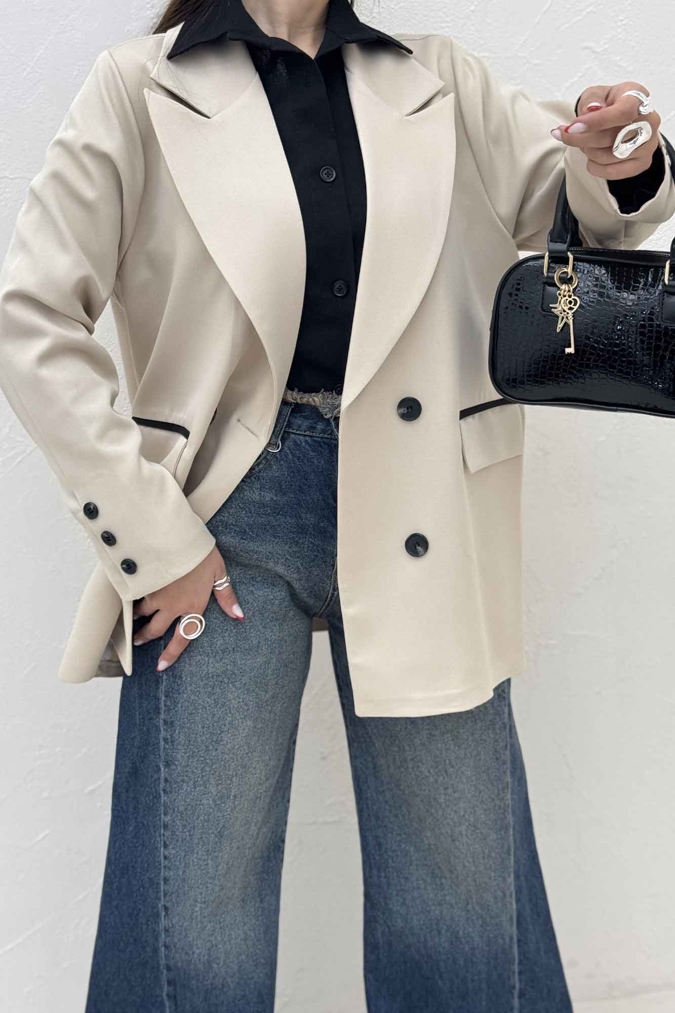 کت سوپر مازراتی لوناریا