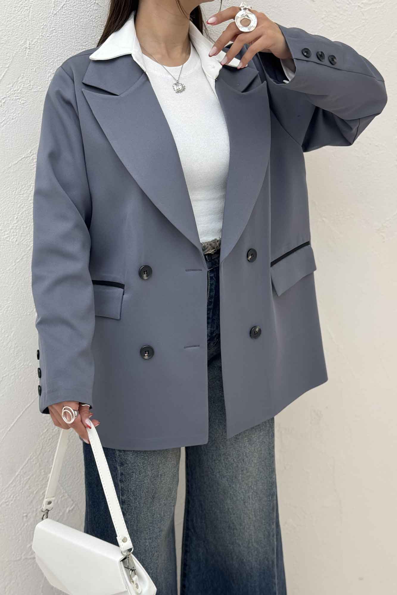 کت سوپر مازراتی لوناریا