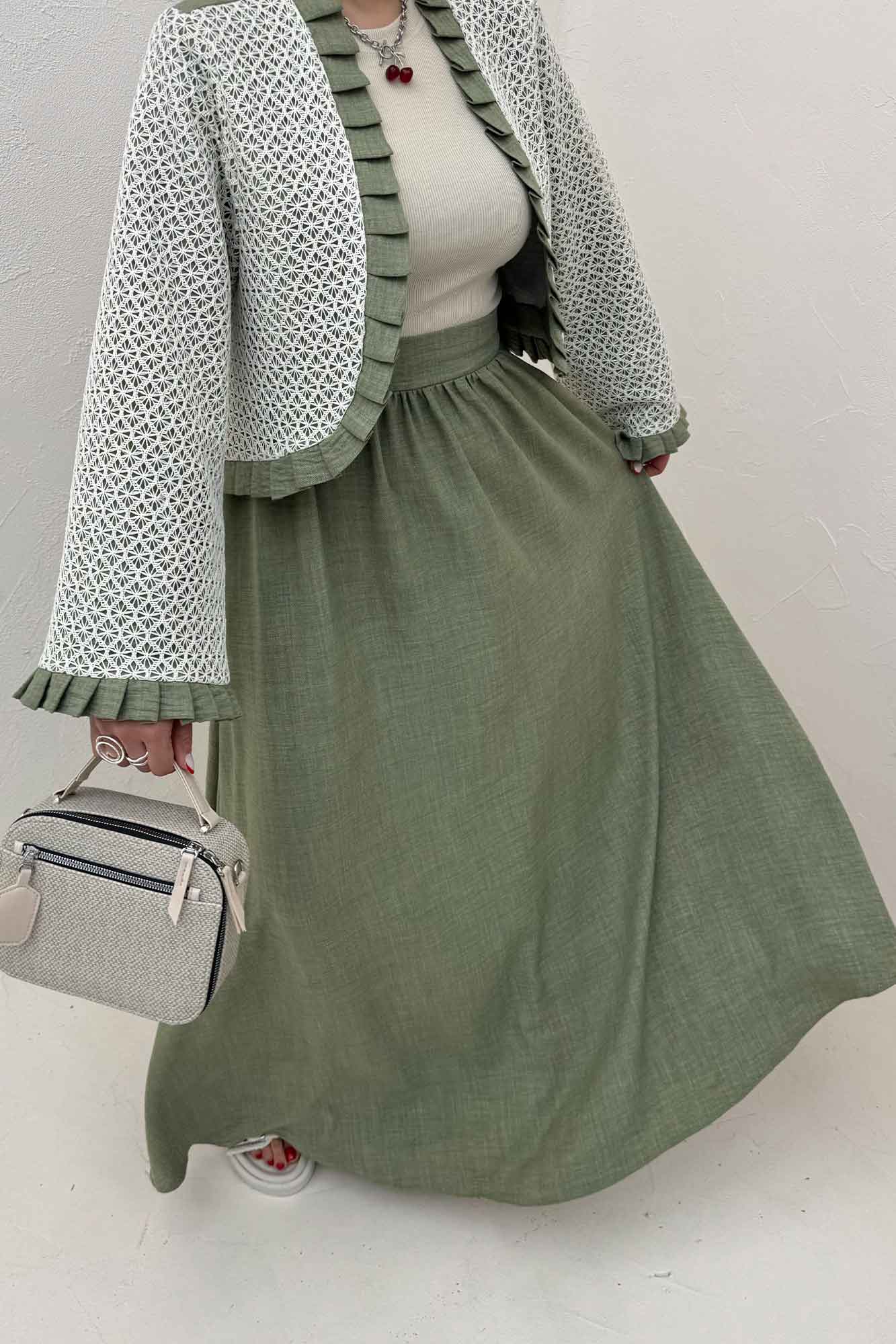 ست کت و دامن شانتون قلاب بافی دور پیله