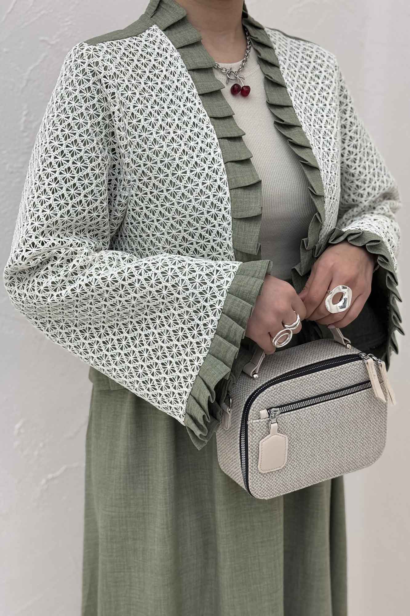 ست کت و دامن شانتون قلاب بافی دور پیله