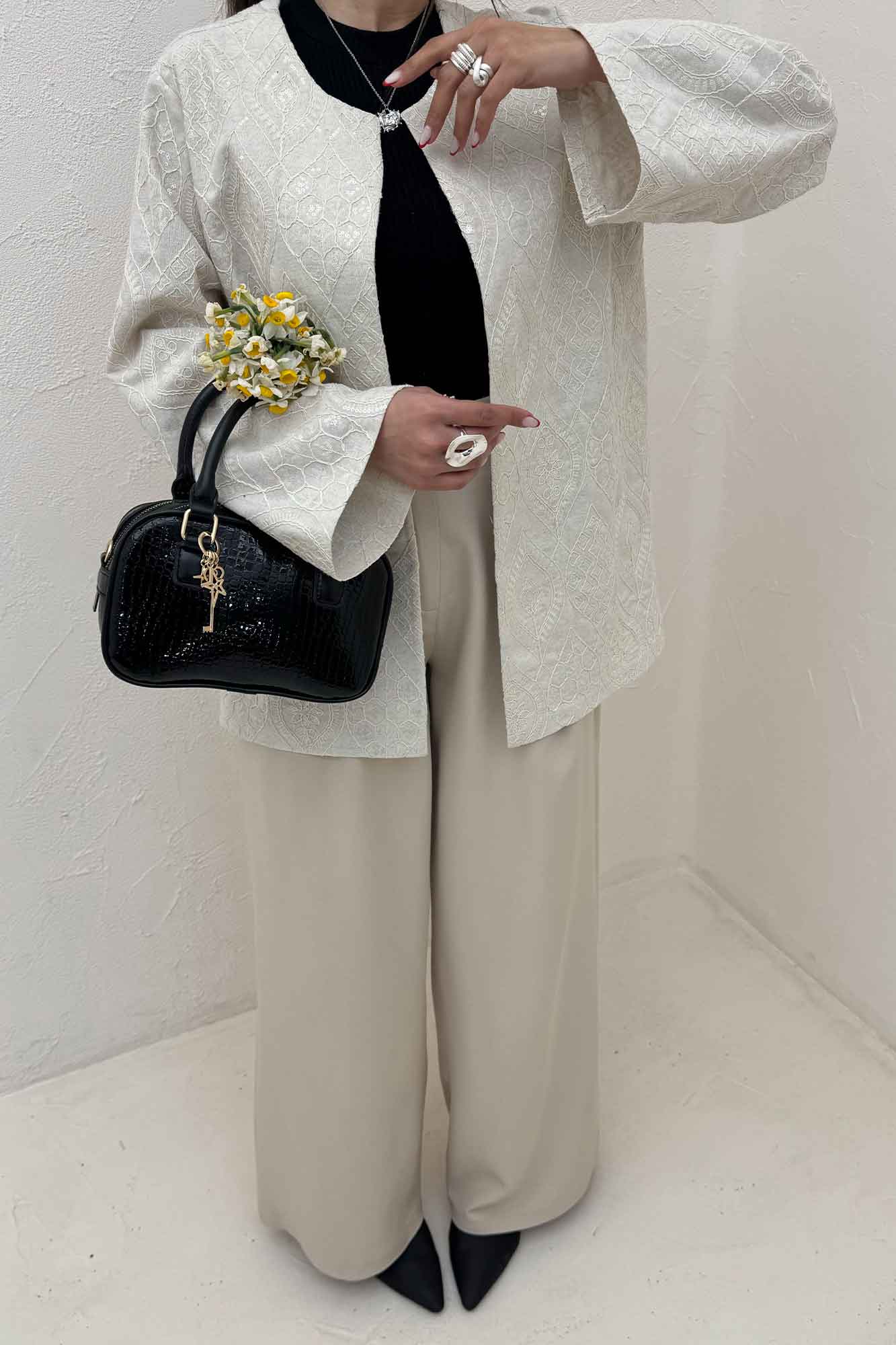 کت سوزن دوزی یقه گرد FABRA