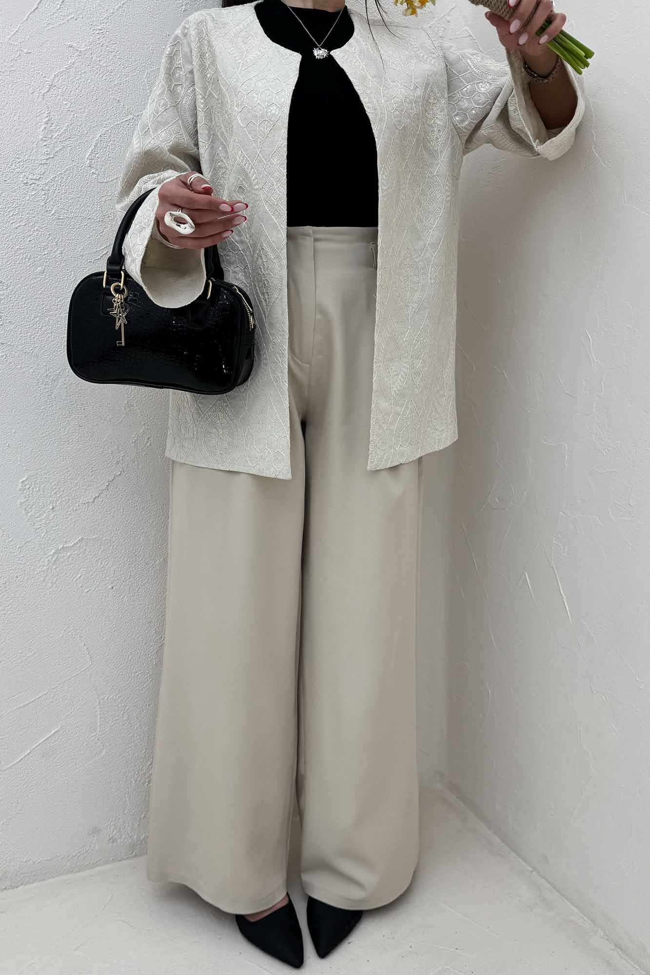 کت سوزن دوزی یقه گرد FABRA