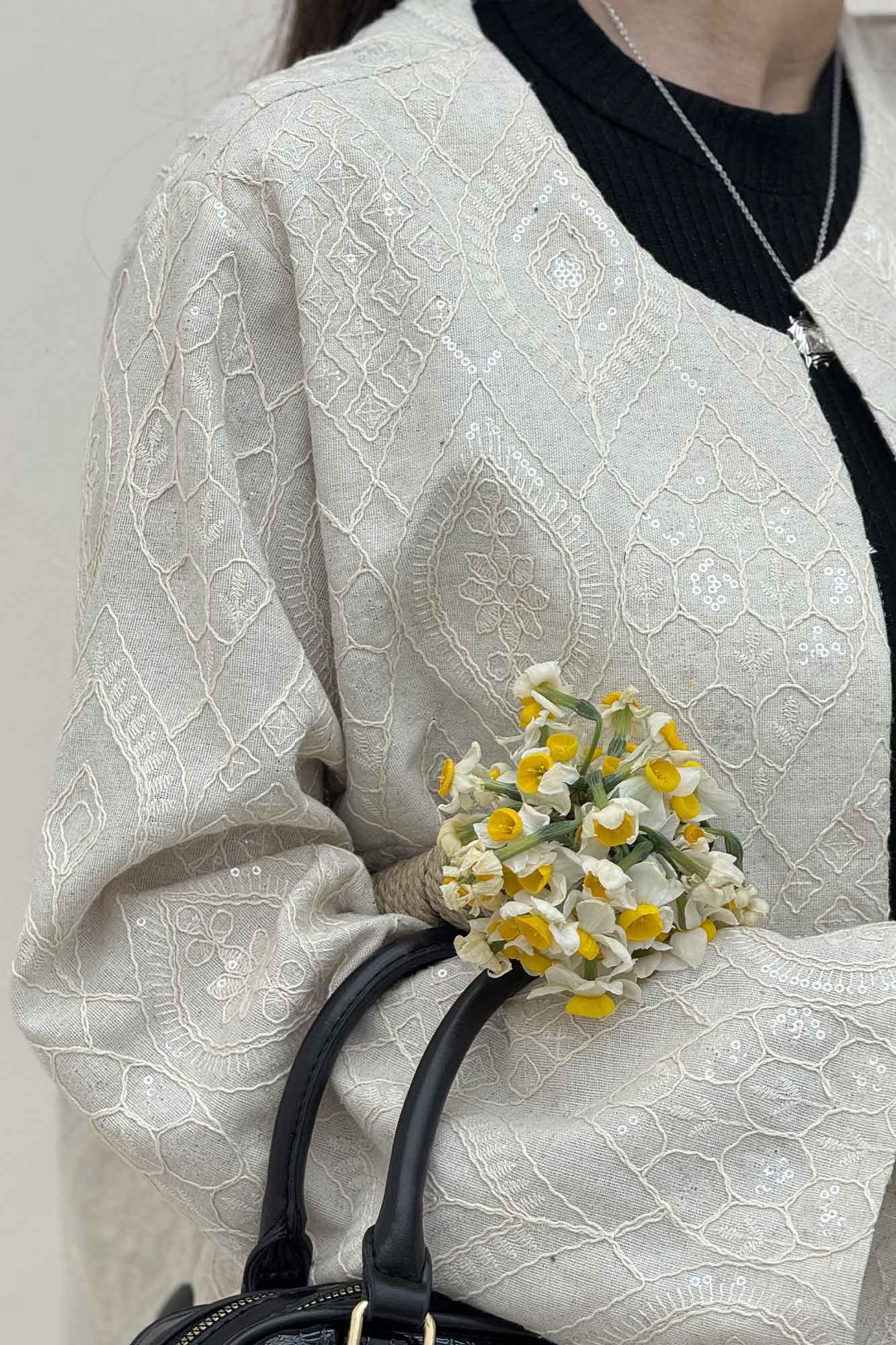 کت سوزن دوزی یقه گرد FABRA