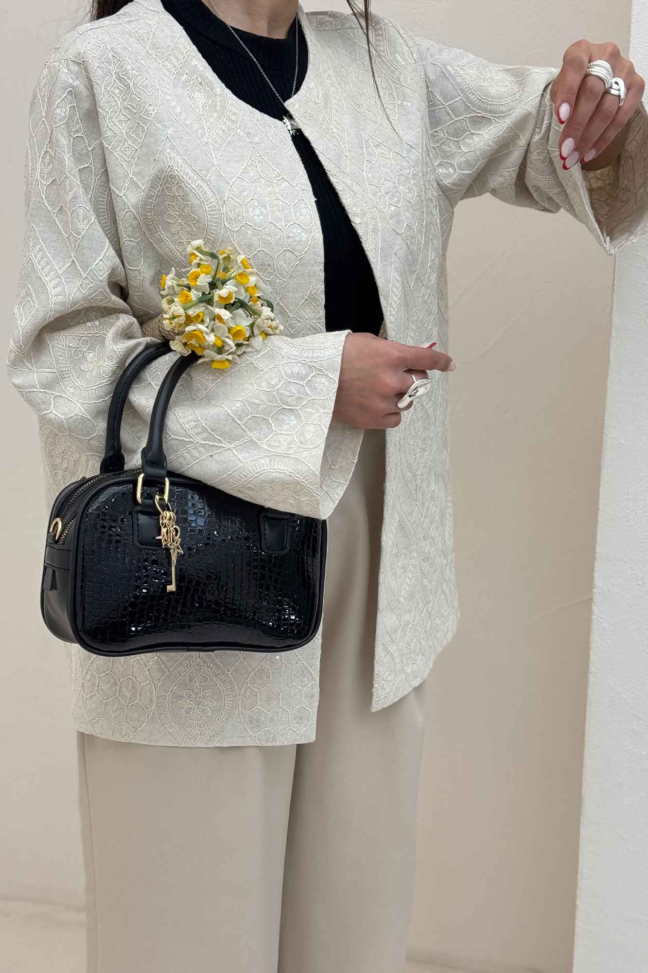 کت سوزن دوزی یقه گرد FABRA