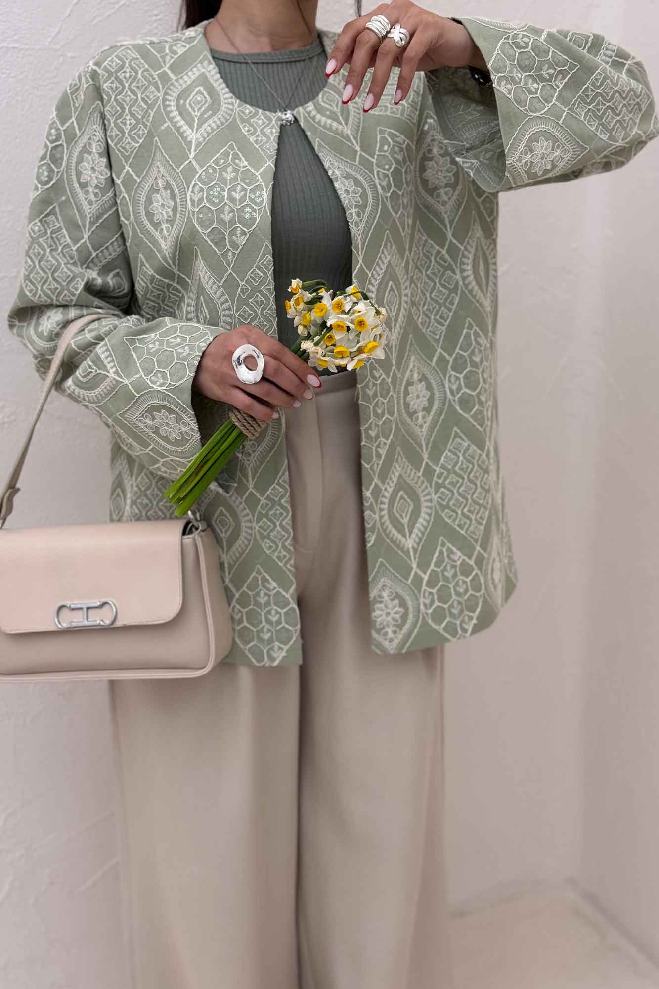 کت سوزن دوزی یقه گرد FABRA