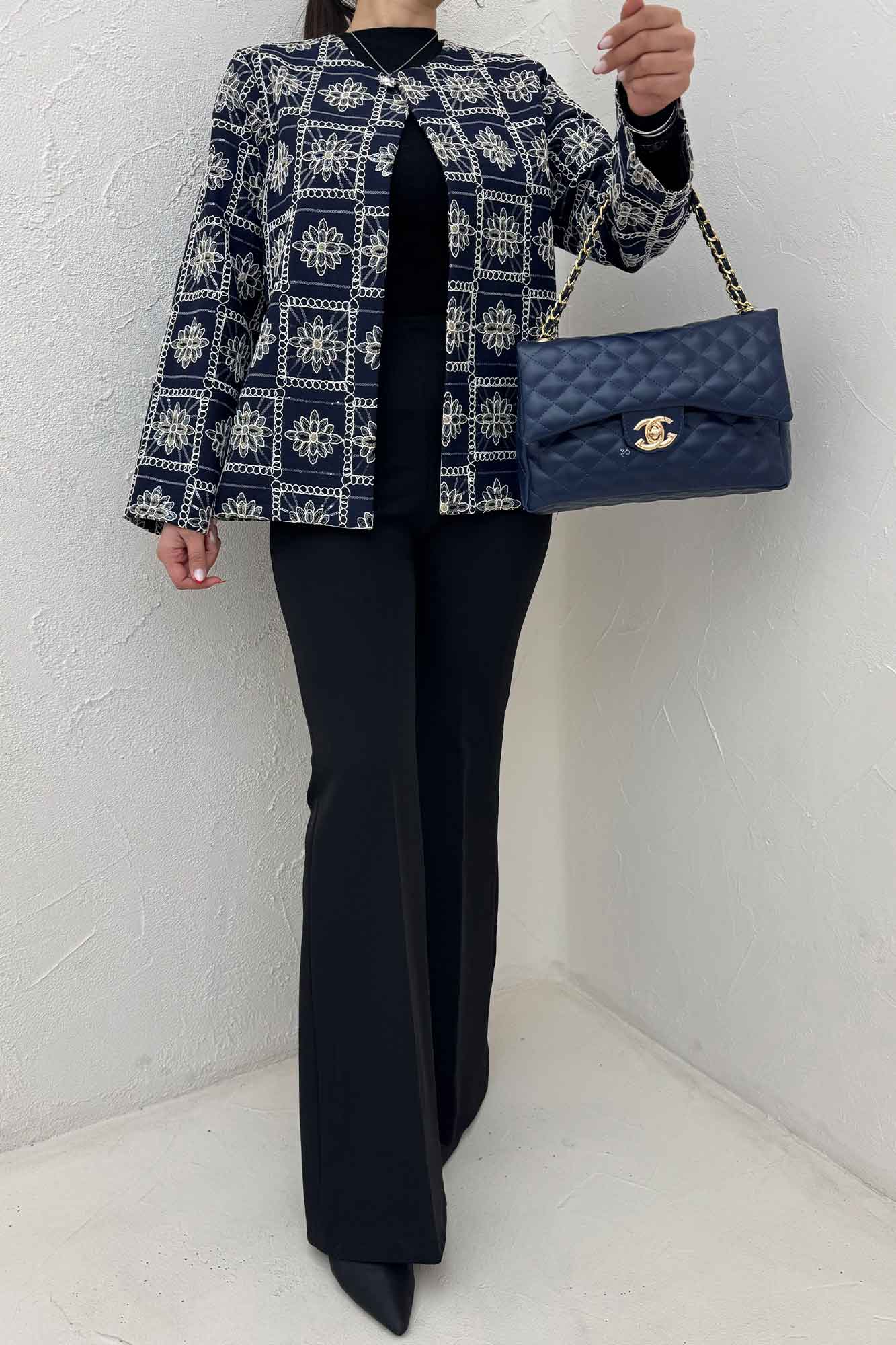 کت تمام سوزن دوزی SELENA طرح 8