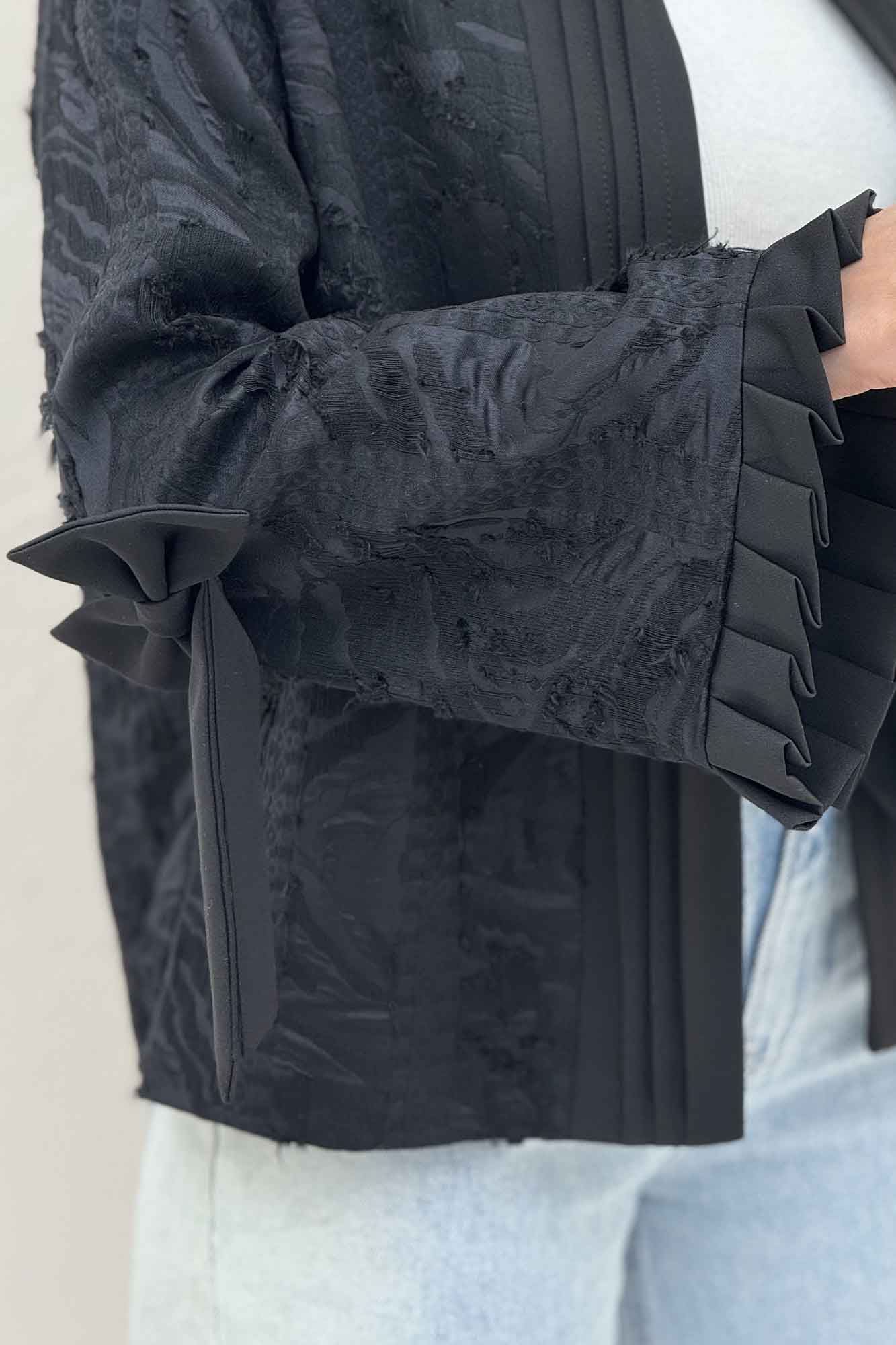 کت کسمه جلو سه پیله خرجکار پاپیون