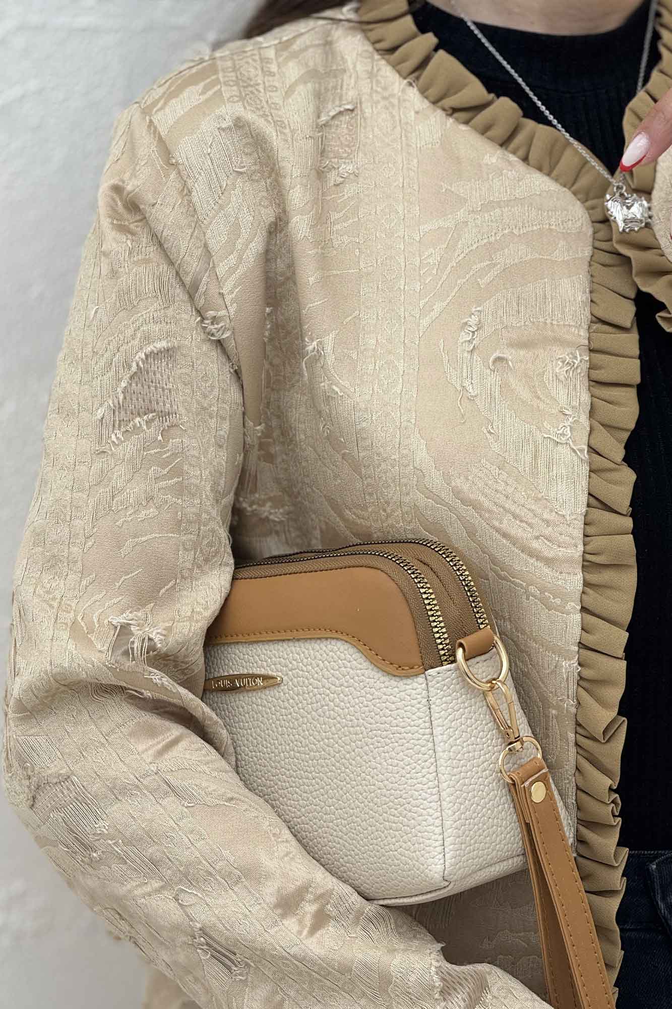 کت کسمه حاشیه چین LAMOR