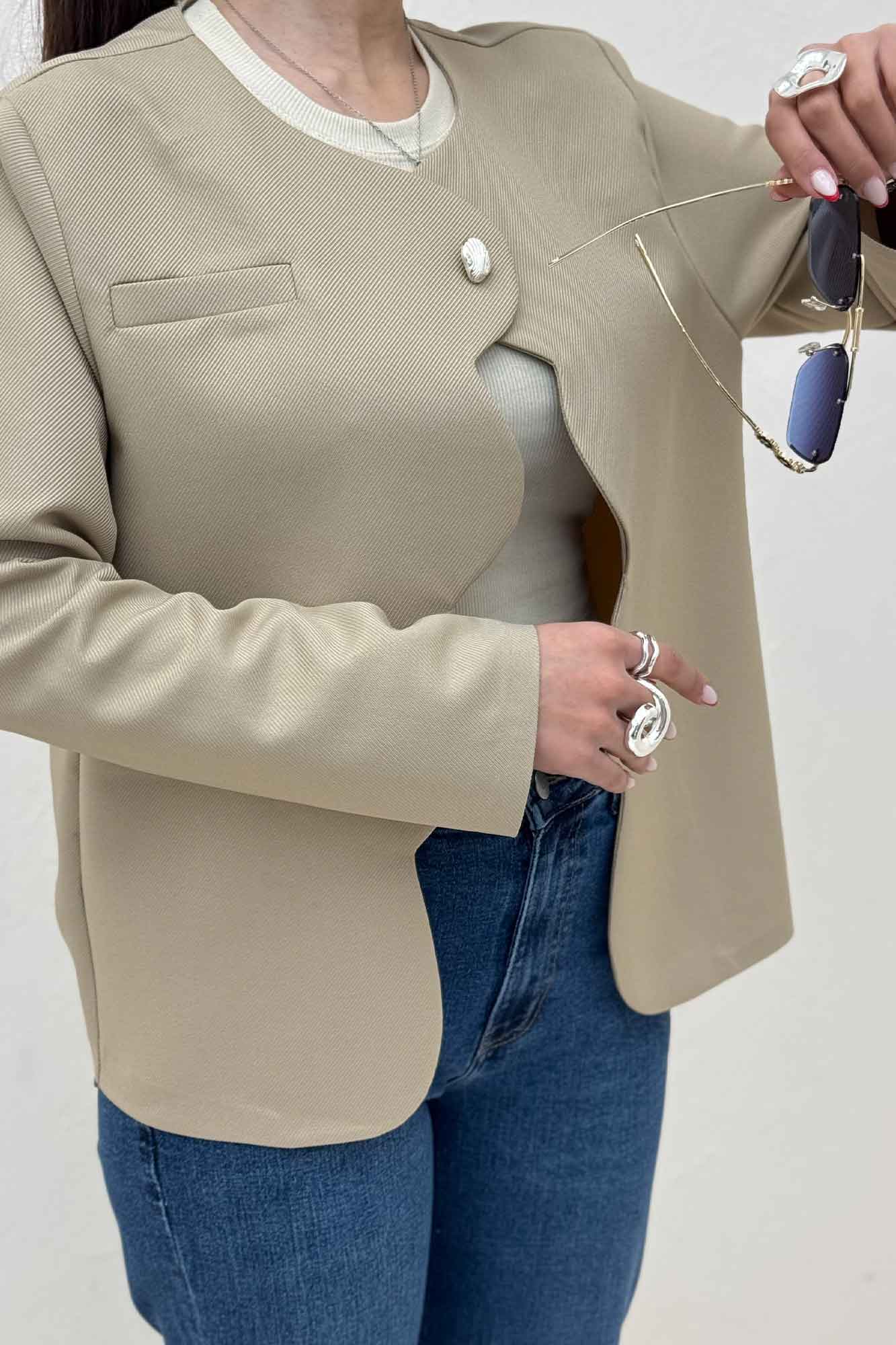 کت مازراتی کجراه موجی تک فیلتو دکمه