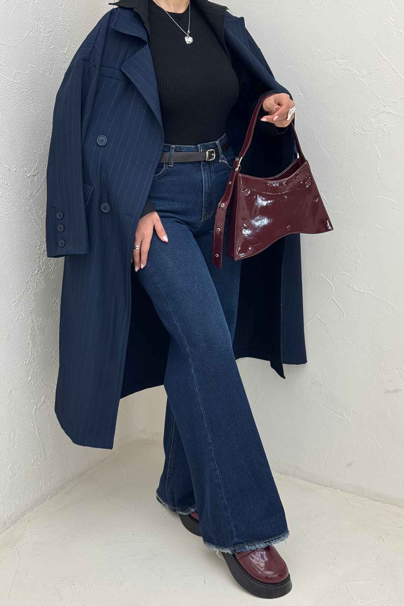 مانتو بلند کجراه دیپلمات 4 دکمه باران