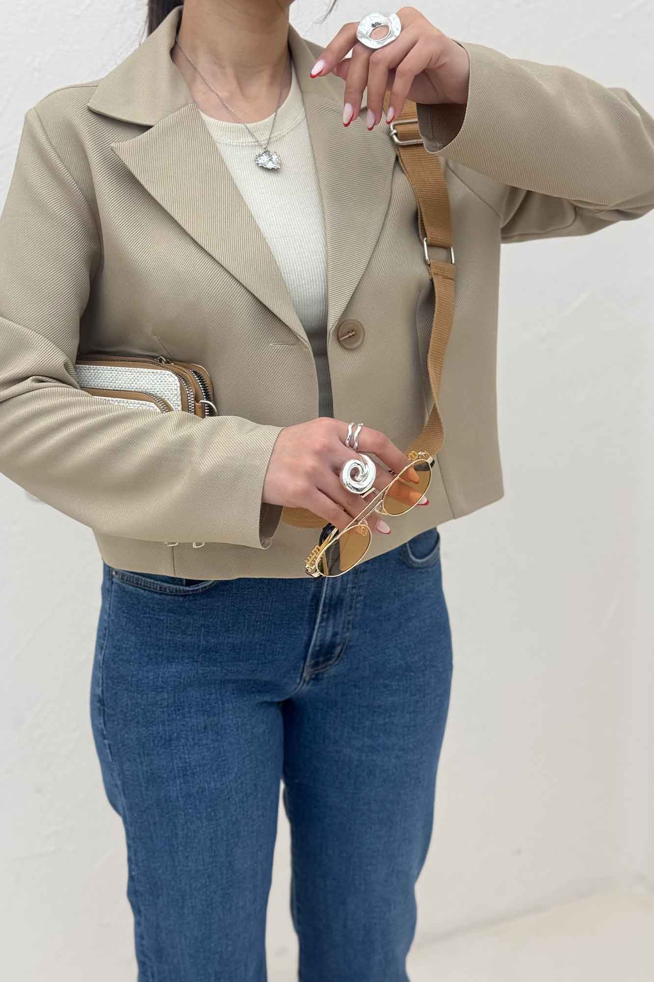 کت کراپ تک دکمه مازراتی کجراه