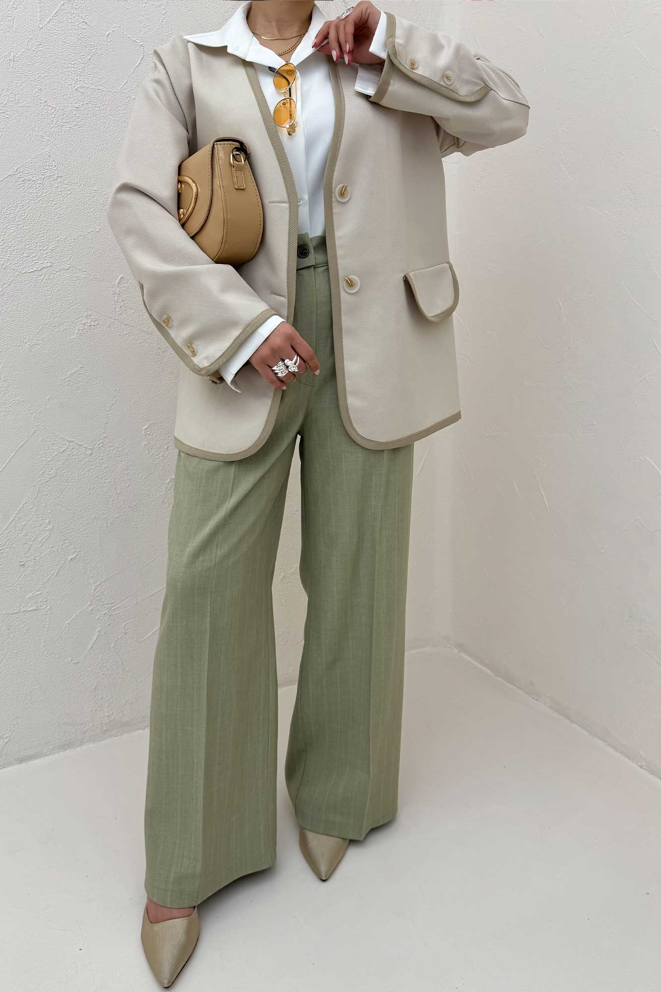 کت مازراتی کجراه گاندوزی سر آستین دکمه